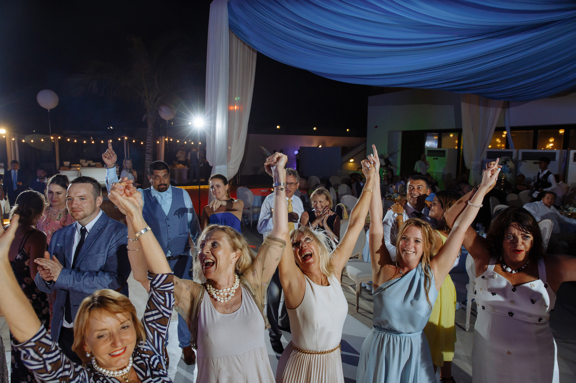 Роб и Катя (Дубай). Лиза Каражова