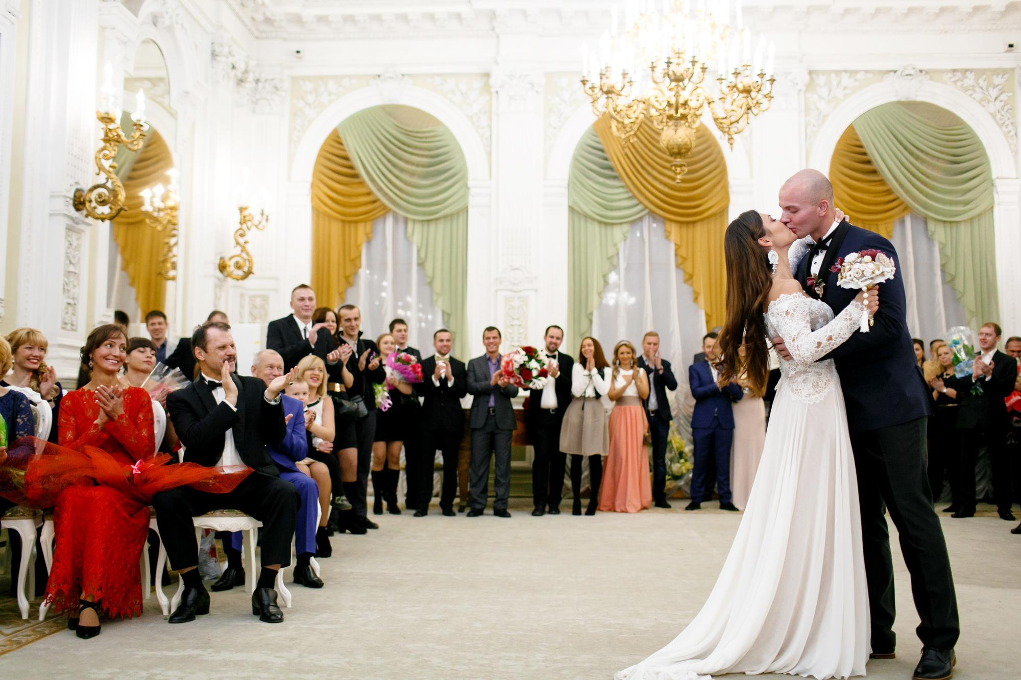 Виктория и Сергей. Лиза Каражова