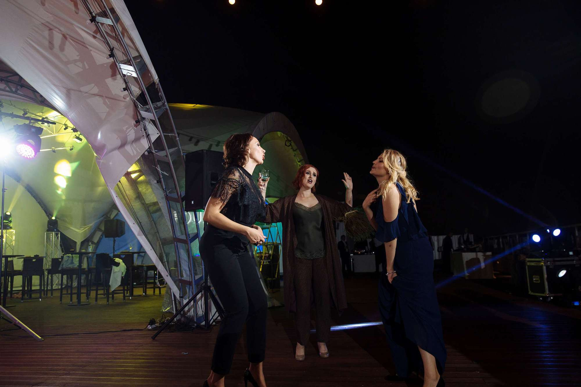 Даня и Олеся. Лиза Каражова