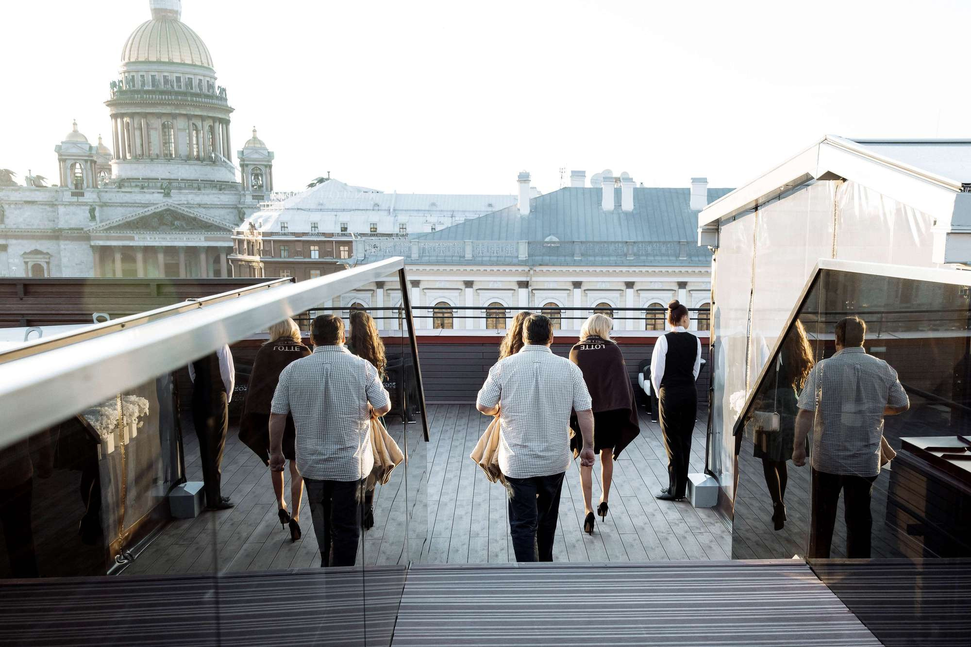 Юбилей известного спортсмена в тесном кругу близких. Лиза Каражова