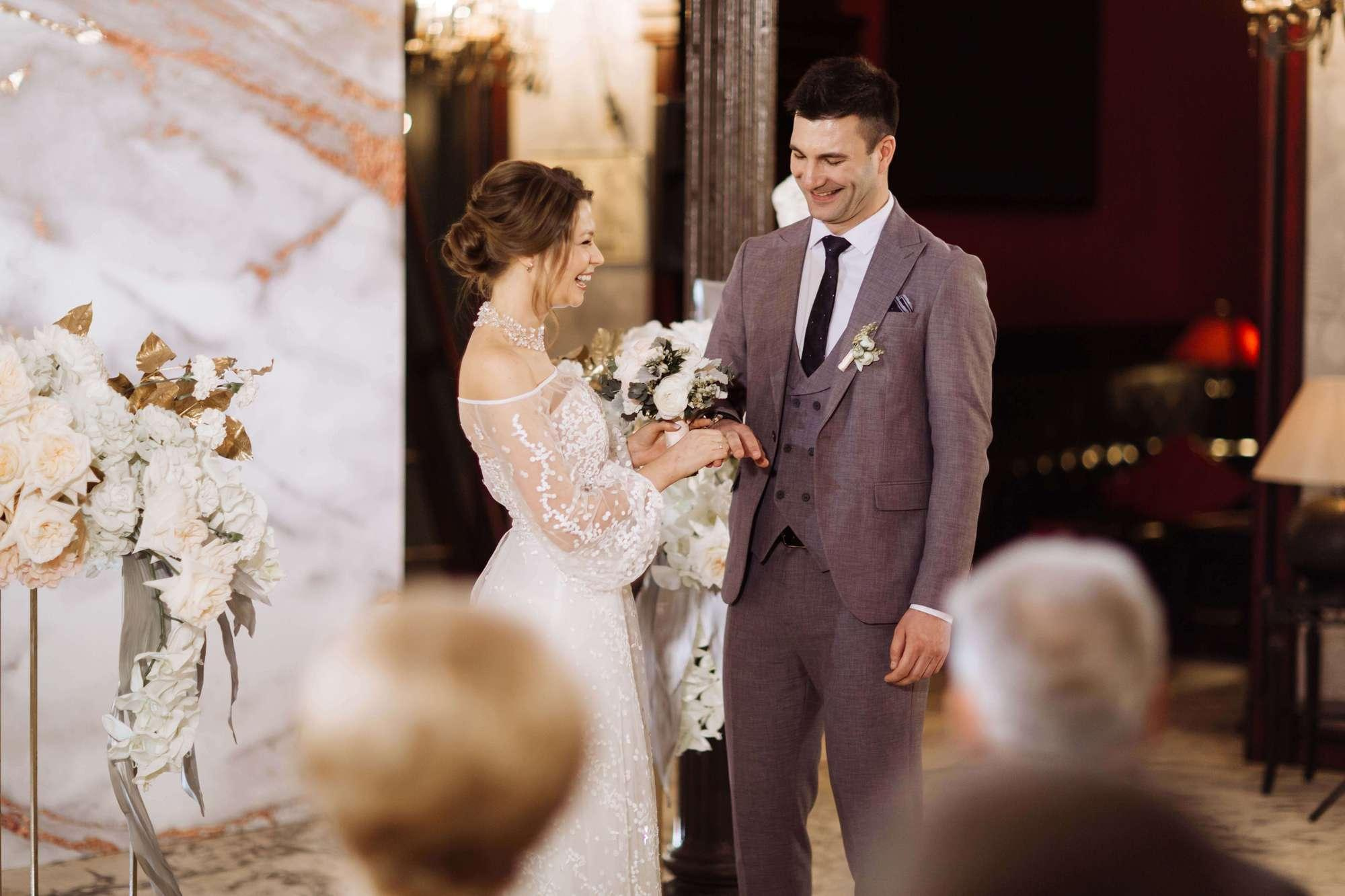 Анна и Дмитрий. Лиза Каражова