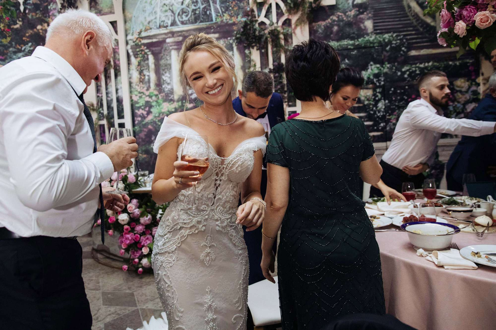 Дмитрий и Александра. Лиза Каражова