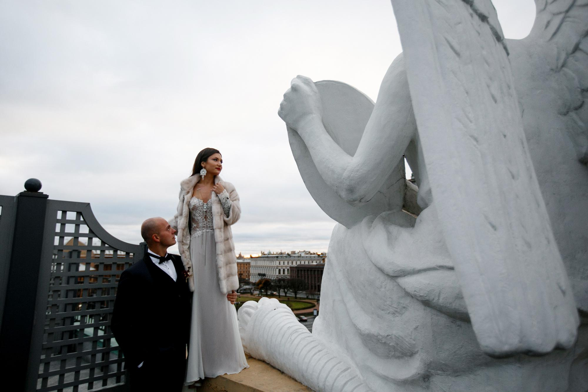 Виктория и Сергей. Лиза Каражова