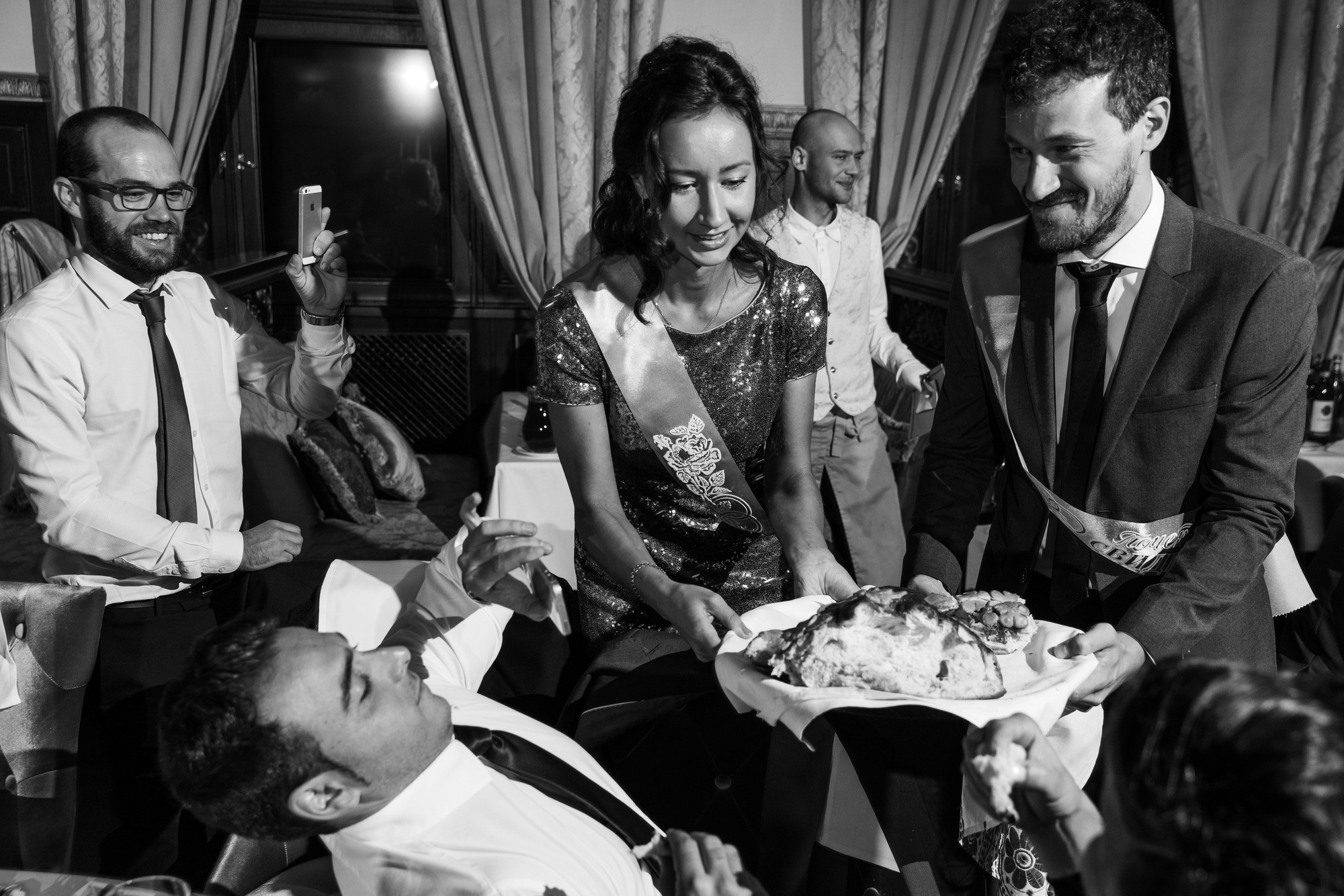 Богдана и Луиз (Испанцы в Питере). Лиза Каражова