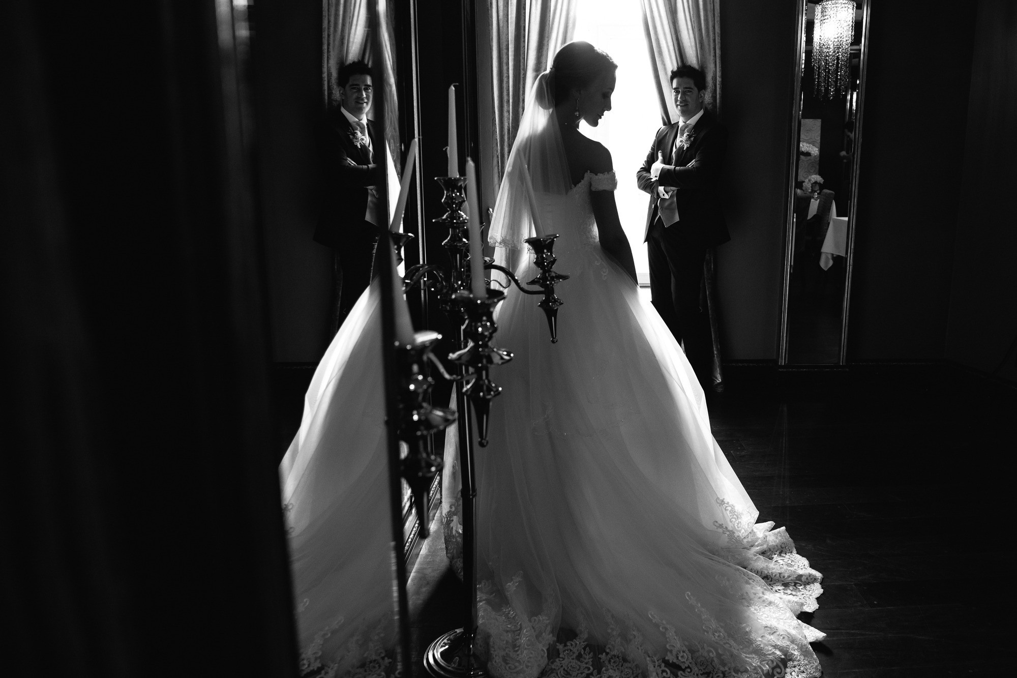 Богдана и Луиз (Испанцы в Питере). Лиза Каражова