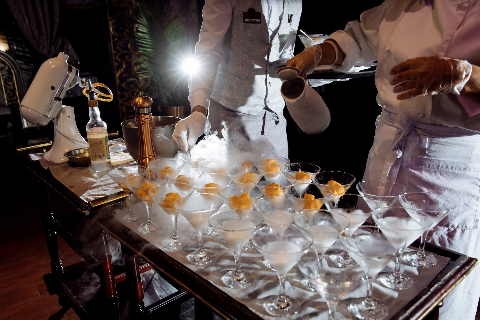 Богдана и Луиз (Испанцы в Питере). Лиза Каражова