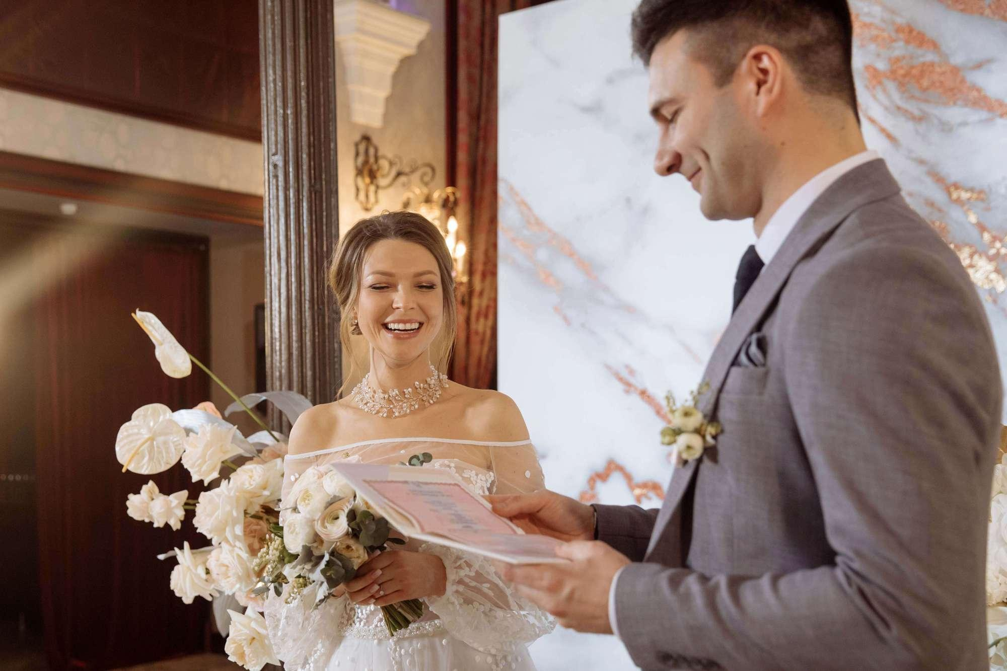 Анна и Дмитрий. Лиза Каражова