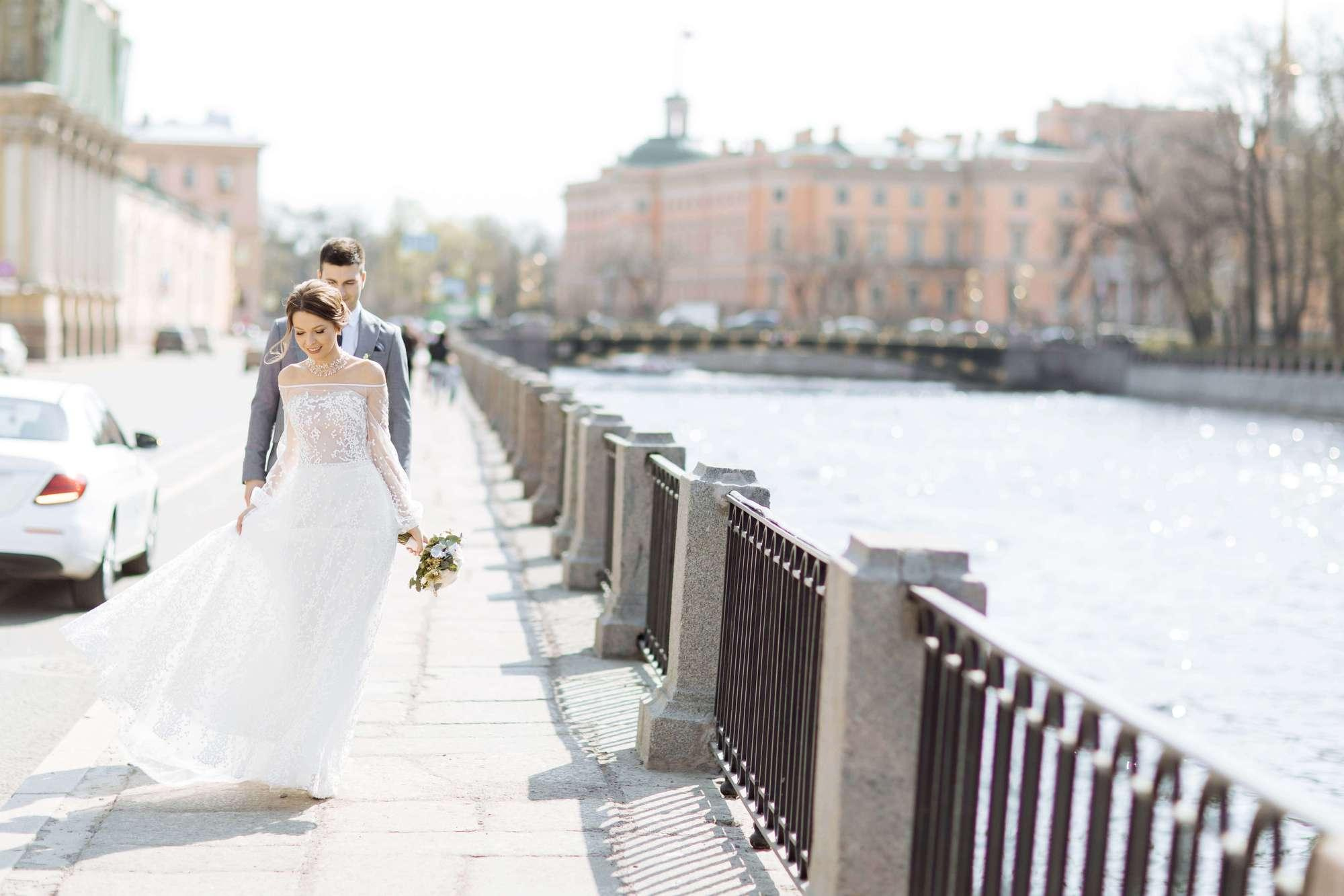 Анна и Дмитрий. Лиза Каражова