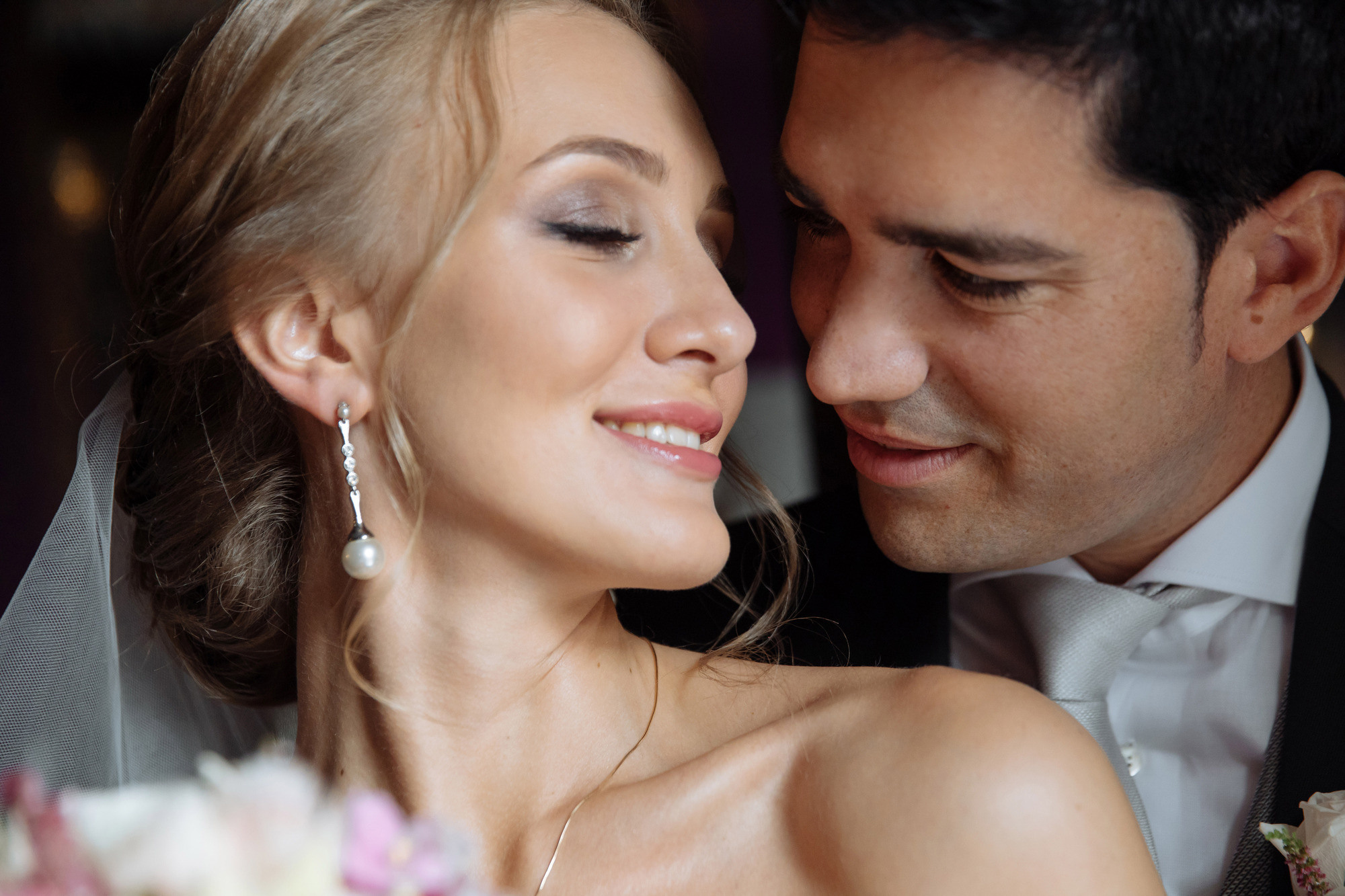 Богдана и Луиз (Испанцы в Питере). Лиза Каражова