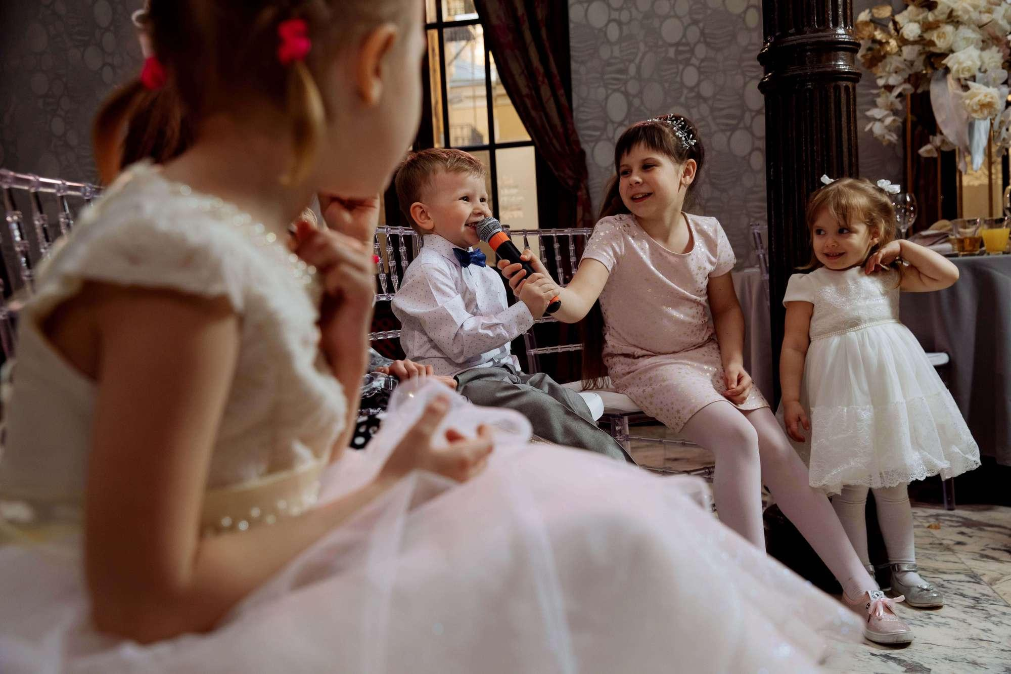 Анна и Дмитрий. Лиза Каражова