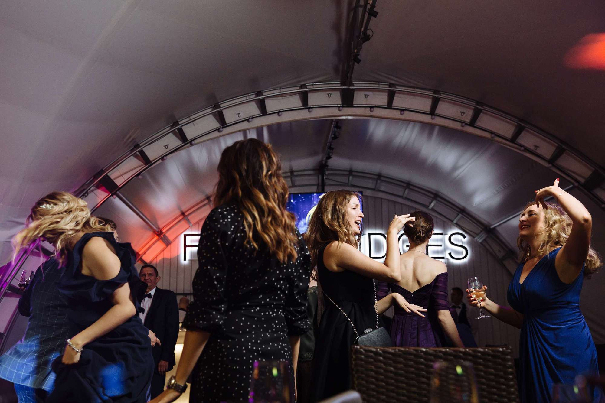 Даня и Олеся. Лиза Каражова