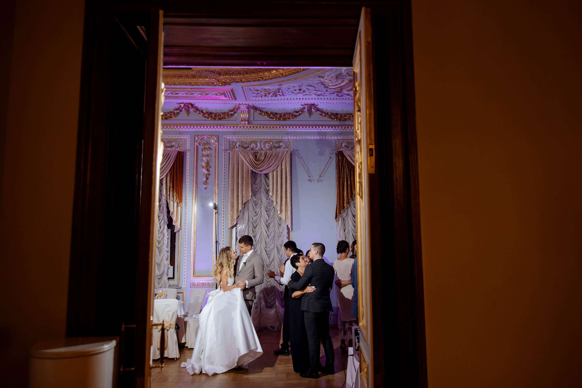 Михаил и Диана. Лиза Каражова