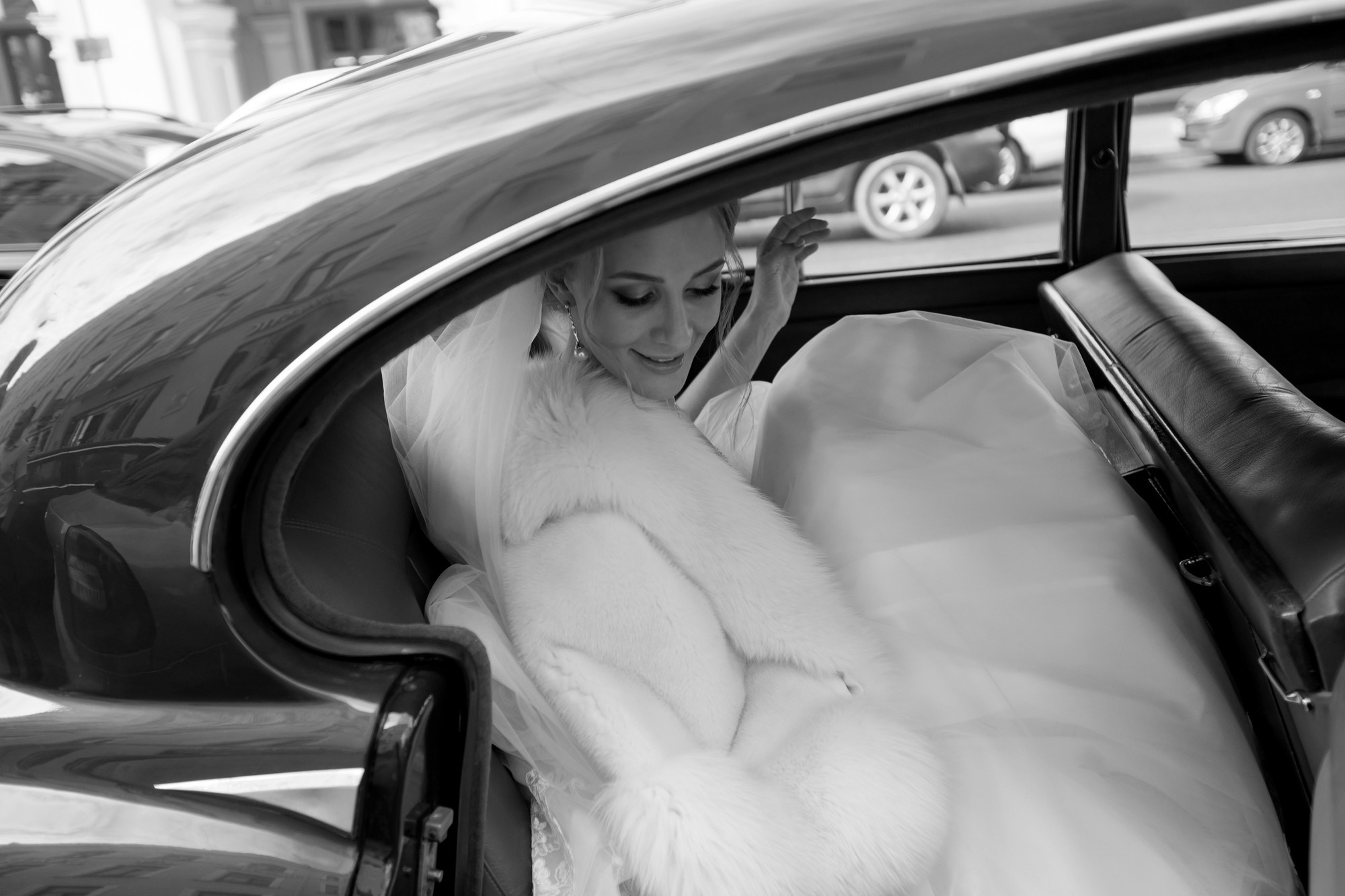 Богдана и Луиз (Испанцы в Питере). Лиза Каражова