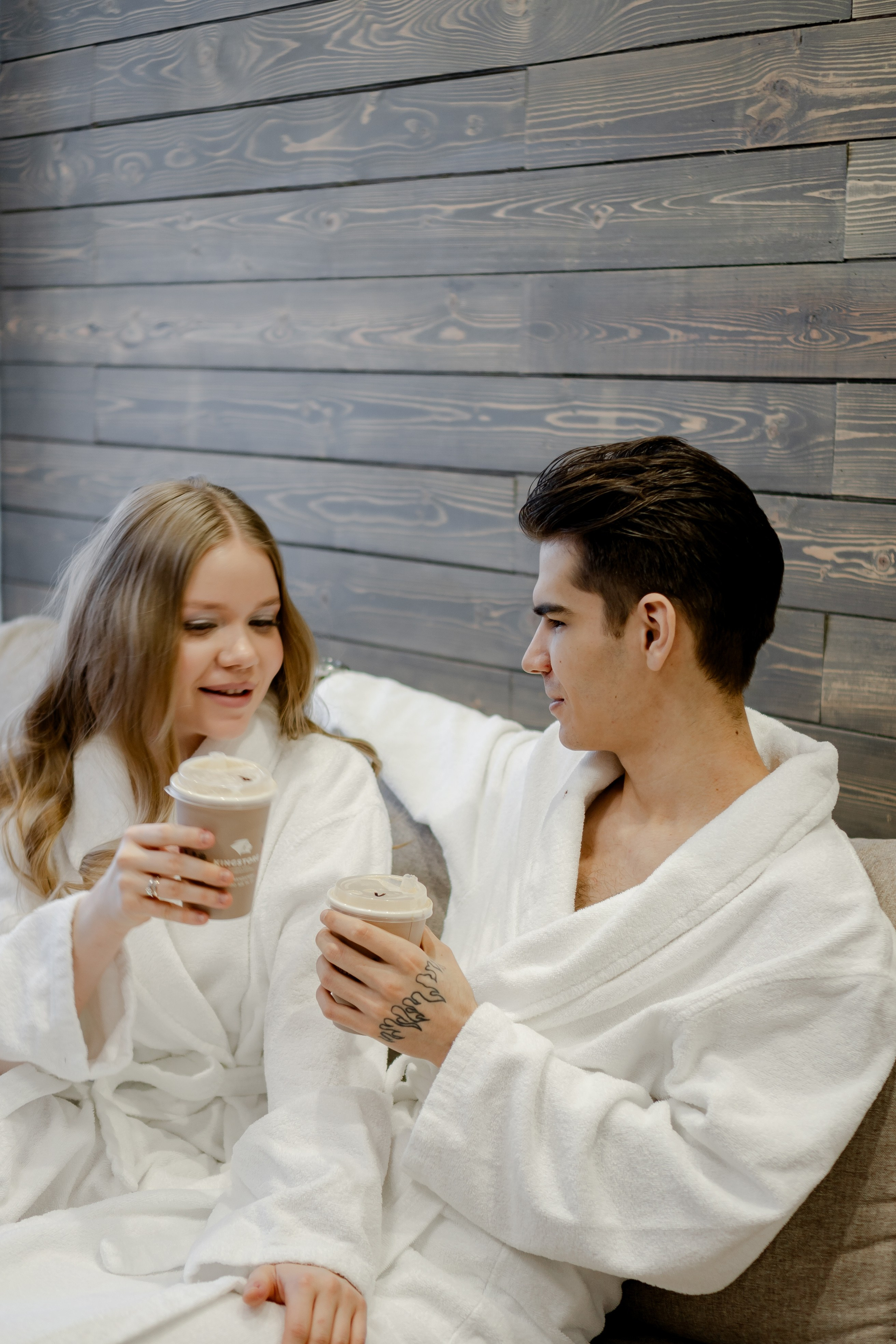 СВАДЕБНАЯ СЬЕМКА СБОРОВ В ОТЕЛЕ И ВЫЕЗД НА ЦЕРЕМОНИЮ (СНЯТО В СИБИРЕ В НИЖНЕВАРТОВСКЕ). Профессиональный фотограф, Санкт-Петербург — Виктория Богомолова