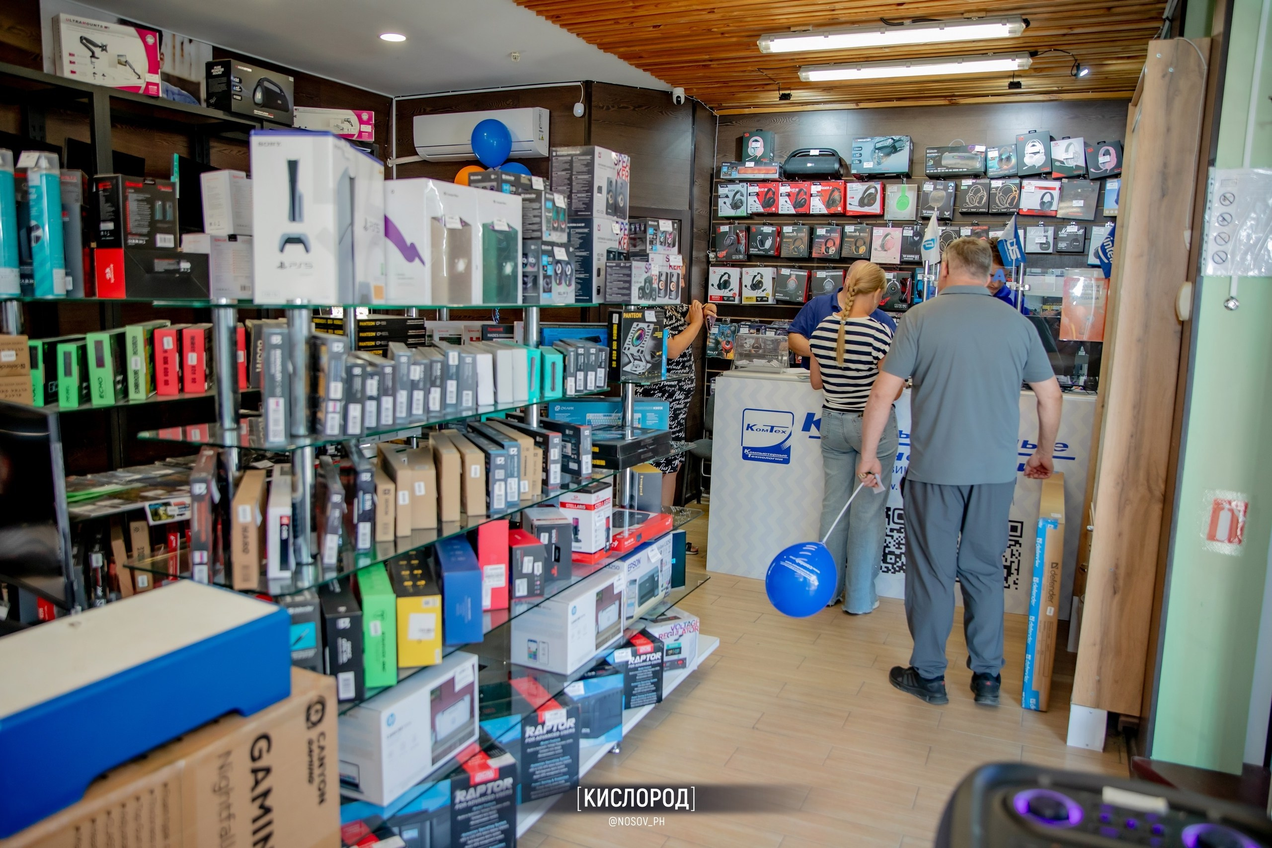 Репортажная съемка с открытий магазинов. Свадебный, репортажный и фуд фотограф в Донецке и Макеевке Носов Дмитрий