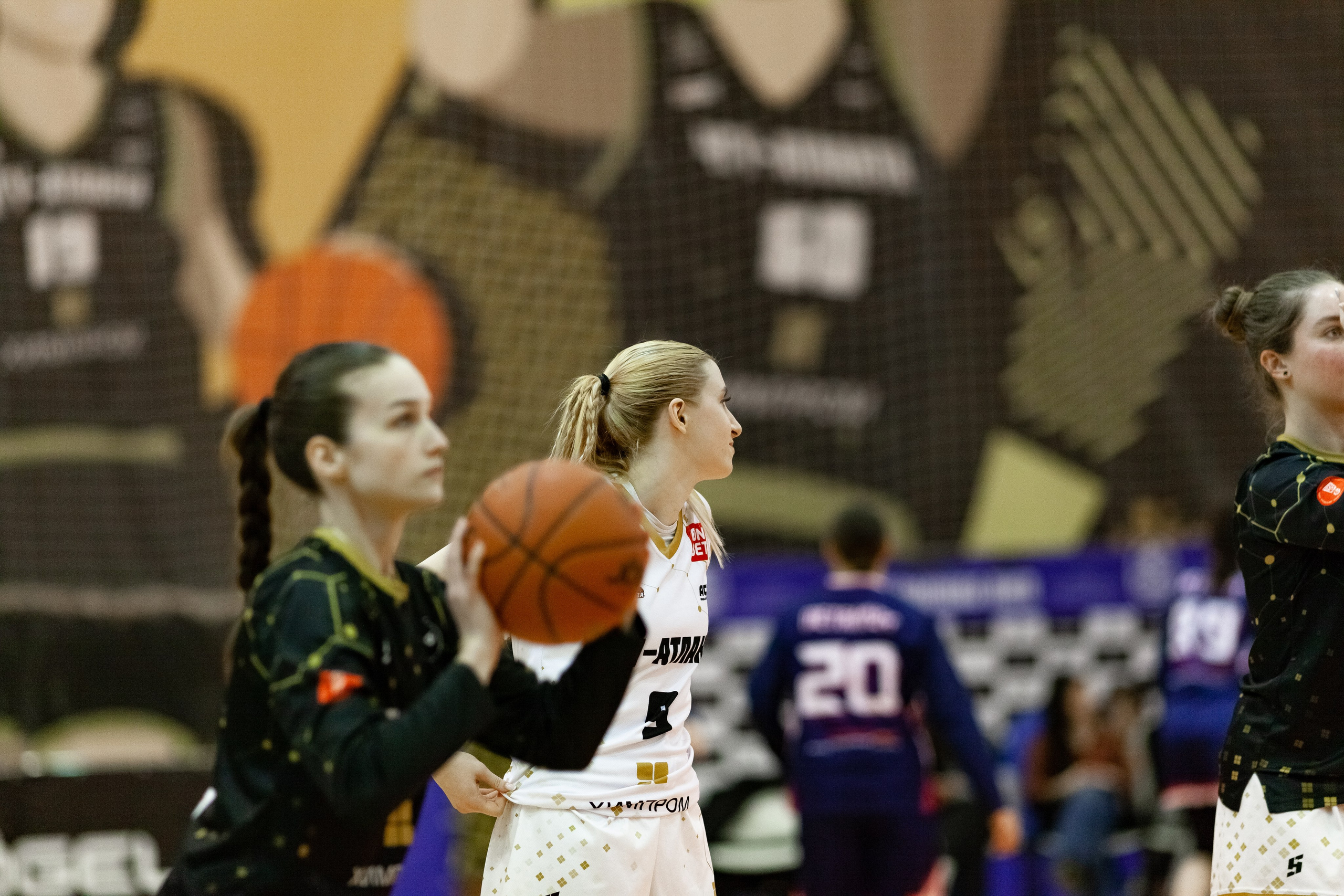 ЧГУ-Атланта — Металлург. Фотография