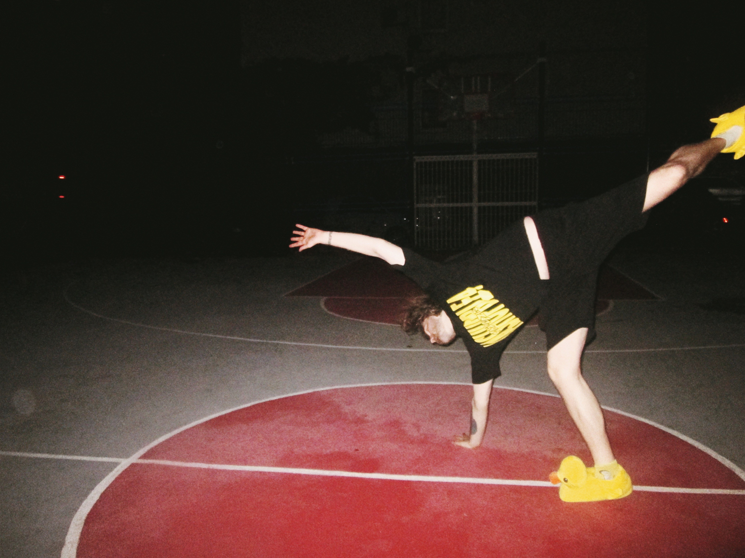 Съемка мерча MASHUPBLE. Концертный и портретный фотограф в Москве Соня Спросонья