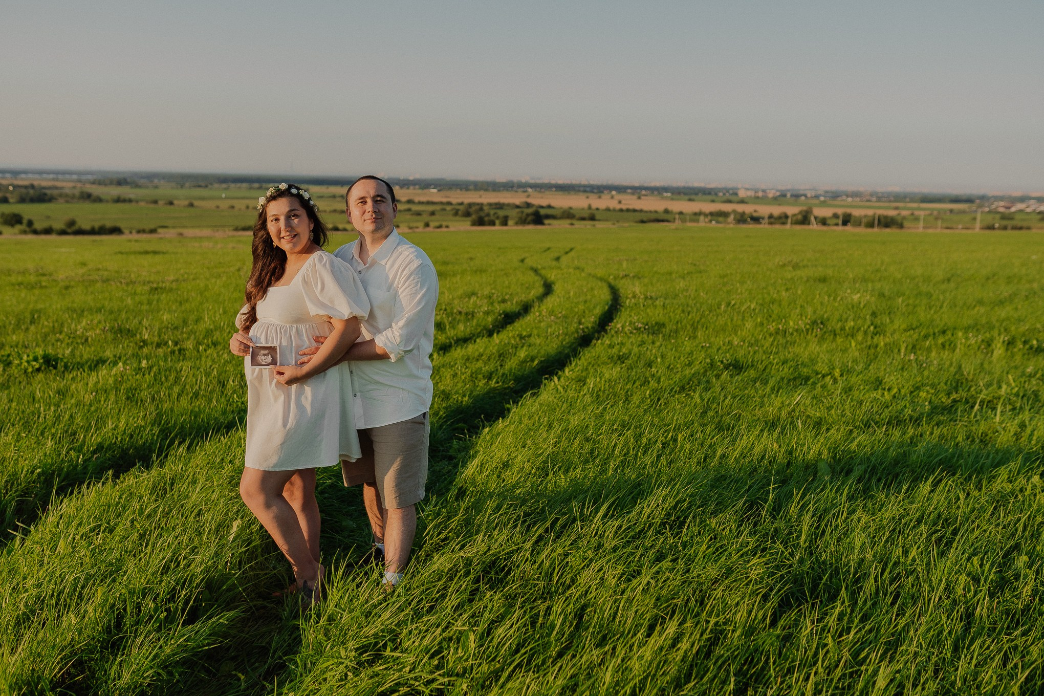 Летний луг под закатным солнышком. Семейный и индивидуальный фотограф в Санкт-Петербурге Маргарита Щипкова