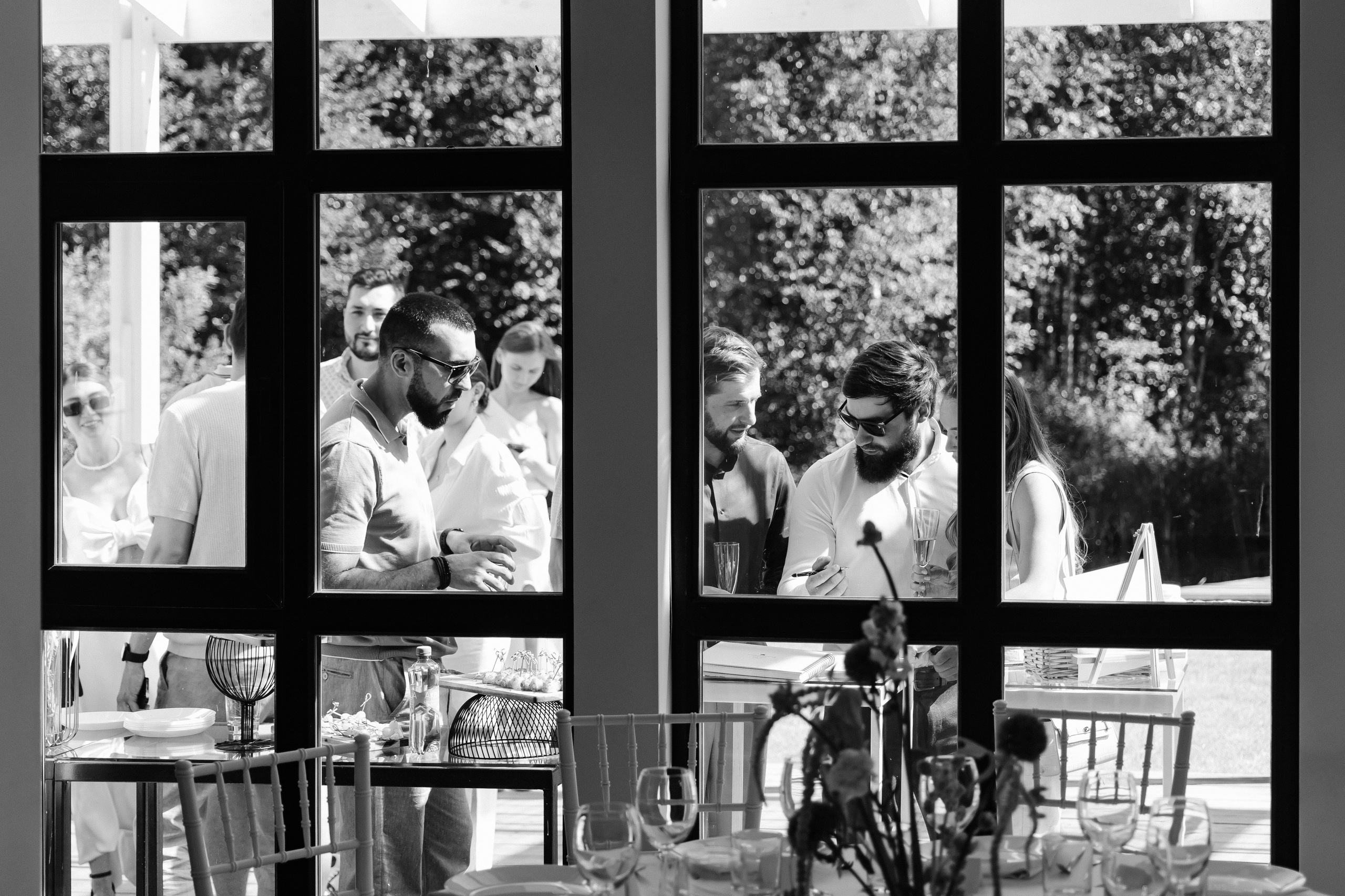 Плюс тридцать градусов на лужайке. Фотограф Андрей Куськало