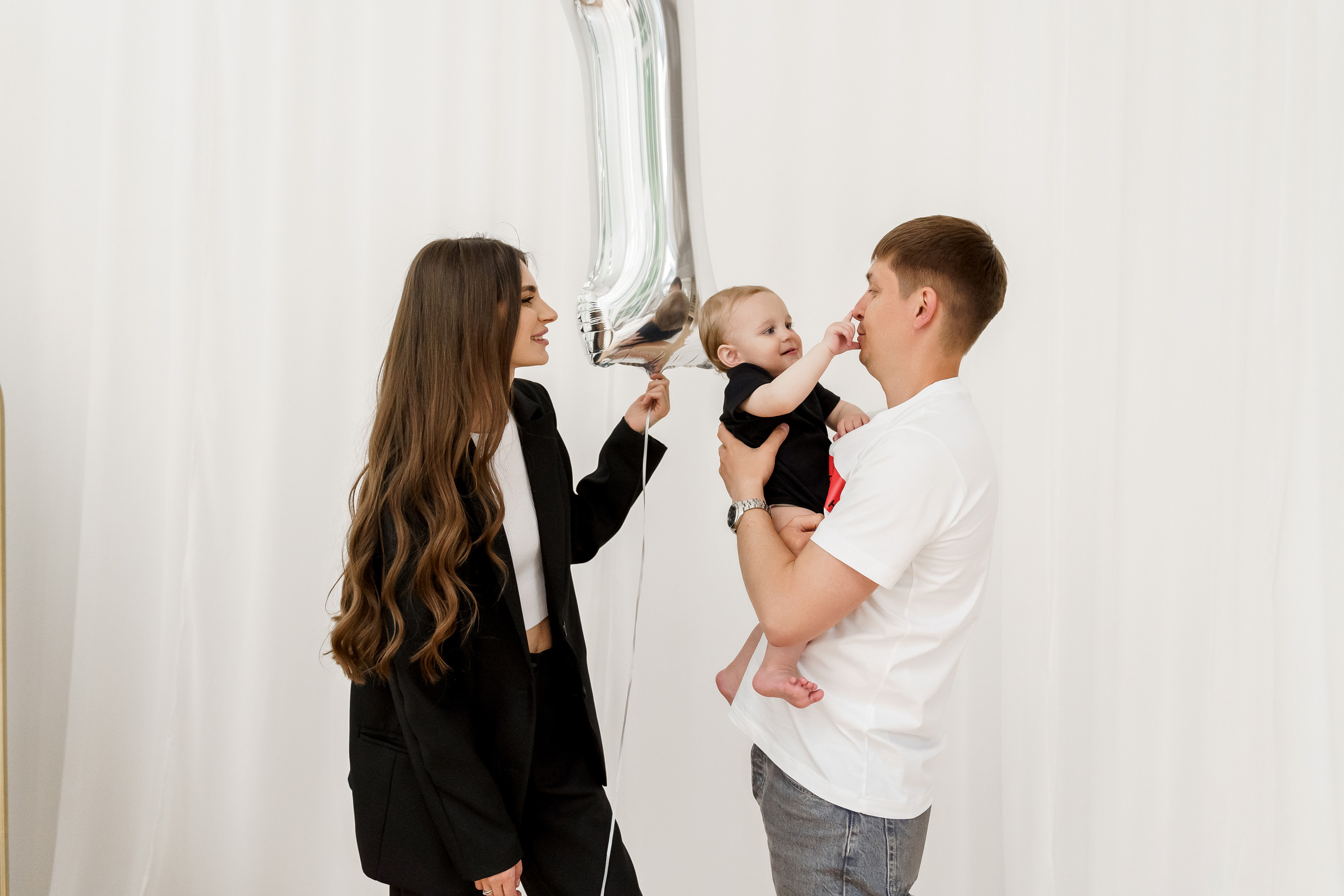 Даша, Женя и Тимур. Свадебный фотограф в Москве Яна Деньгина