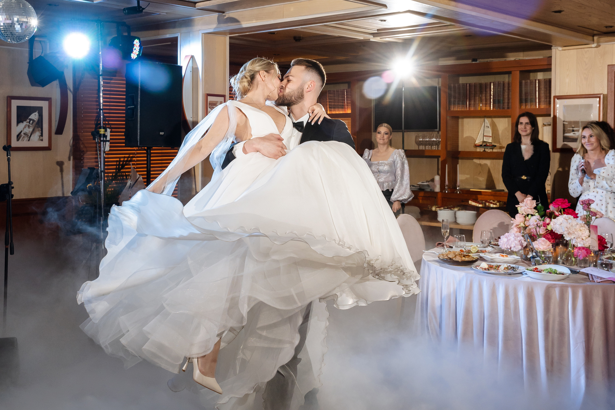 Алёна и Рафик | 29.04.2023. Свадебный фотограф в Москве Яна Деньгина