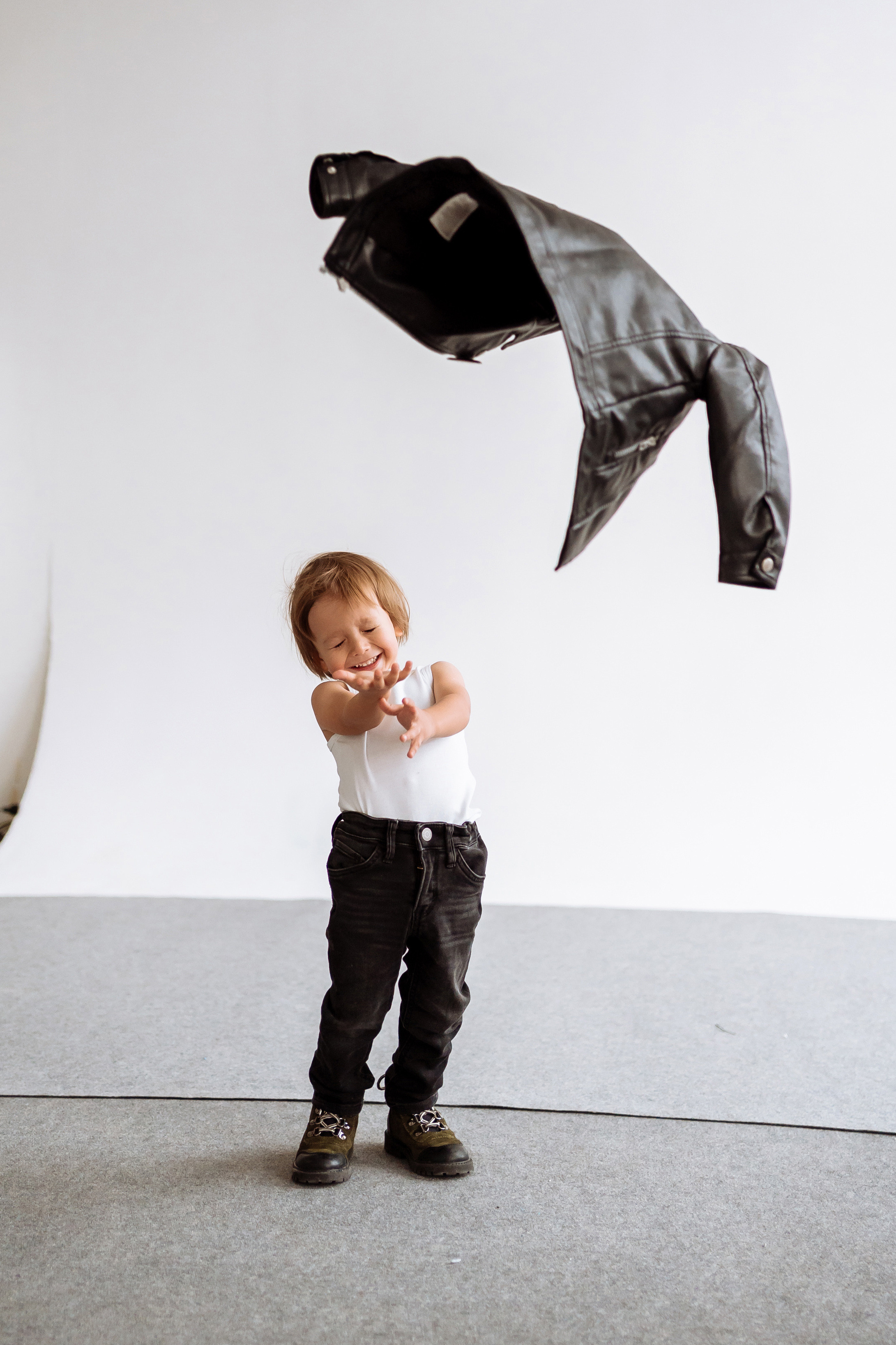 Марина, Саша и Сан Саныч. Свадебный фотограф в Москве Яна Деньгина