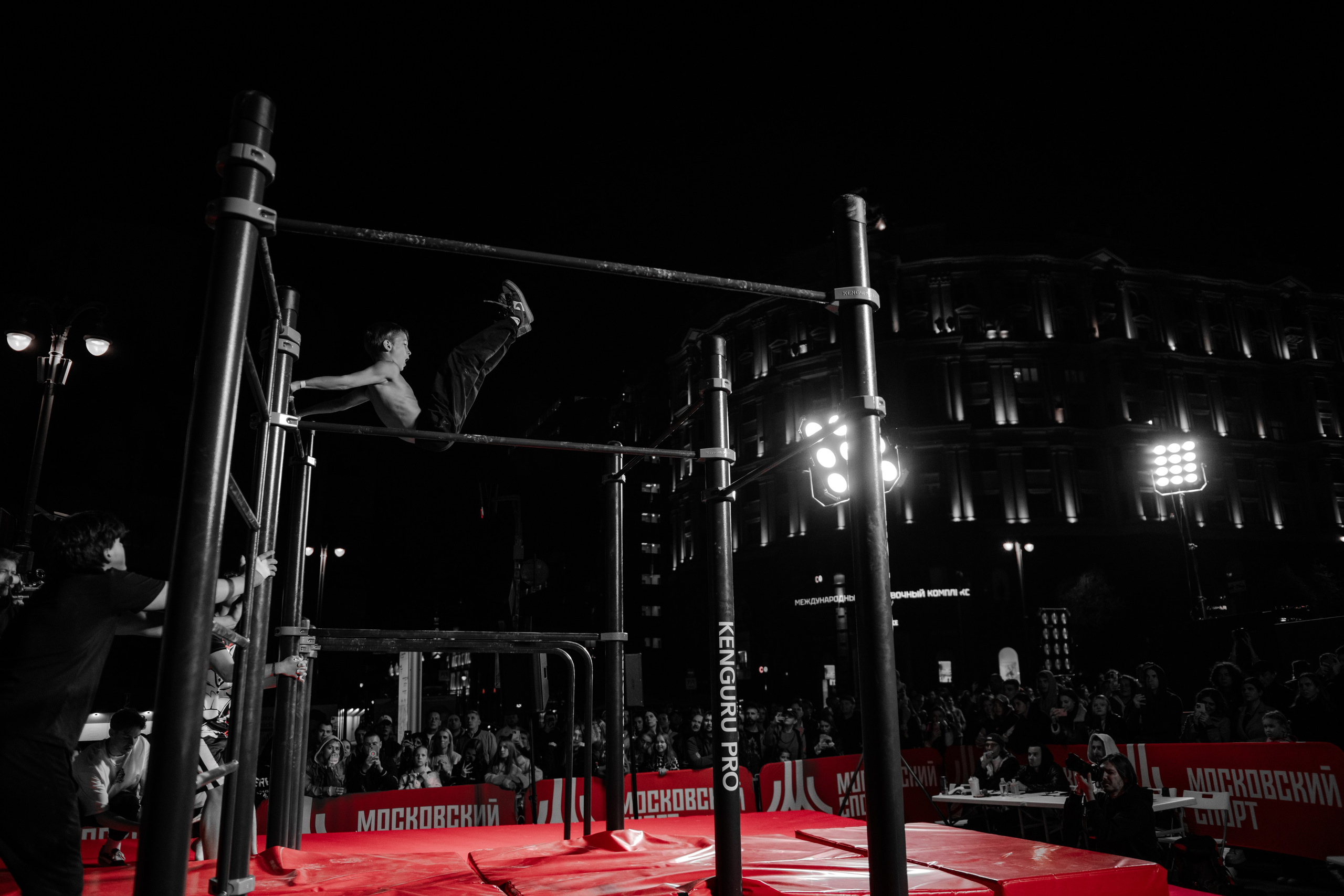 Ночь СПОРТА. ДИНА МИХНЕВА спортивный фотограф Москва