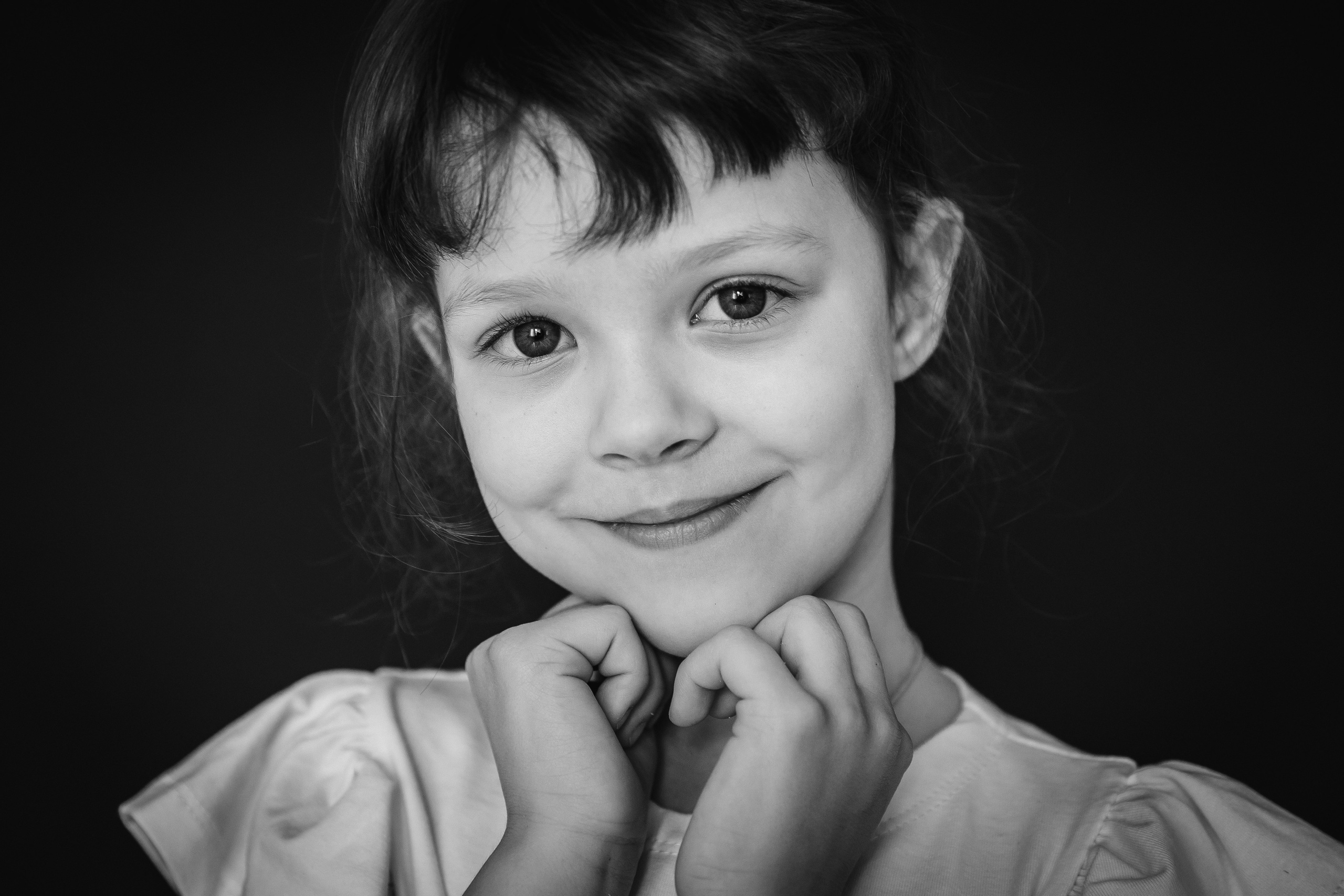 Минимализм / портреты + ЧБ. Детский фотограф, выпускные альбомы в Нижнем Новгороде Бодягина Мария
