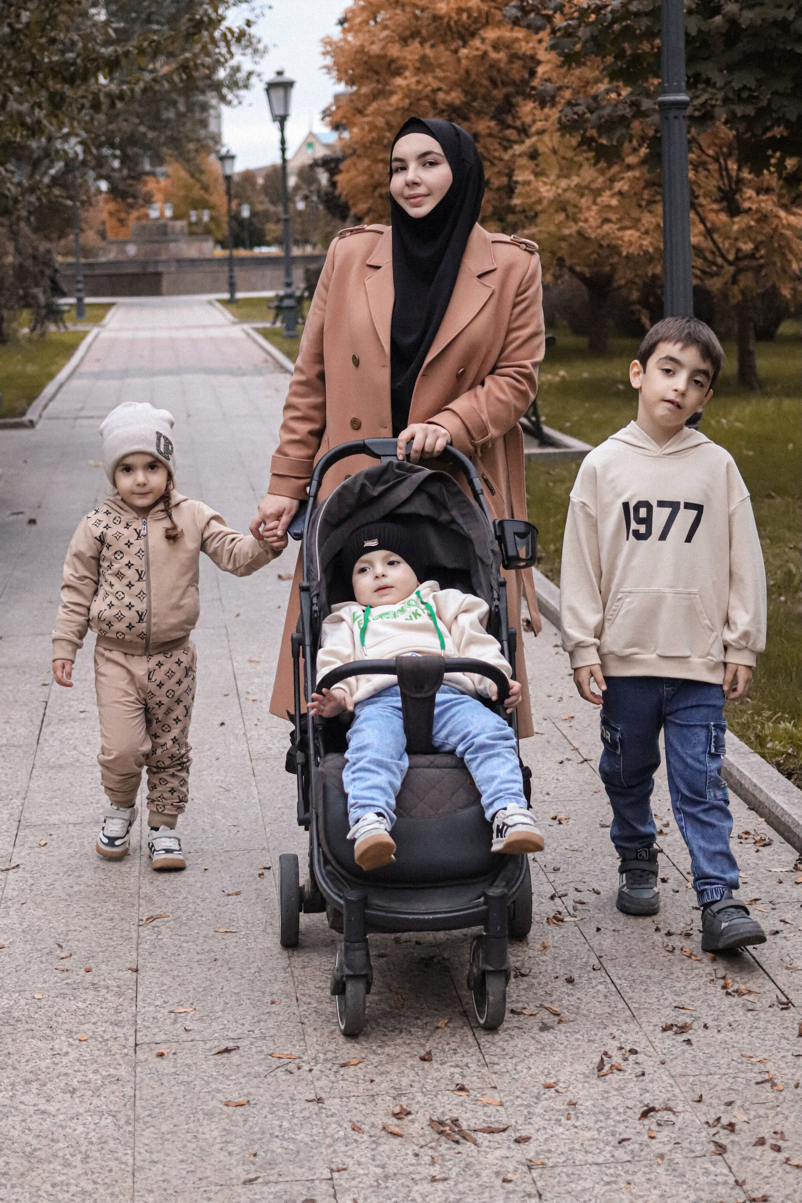 Прогулочная семейная