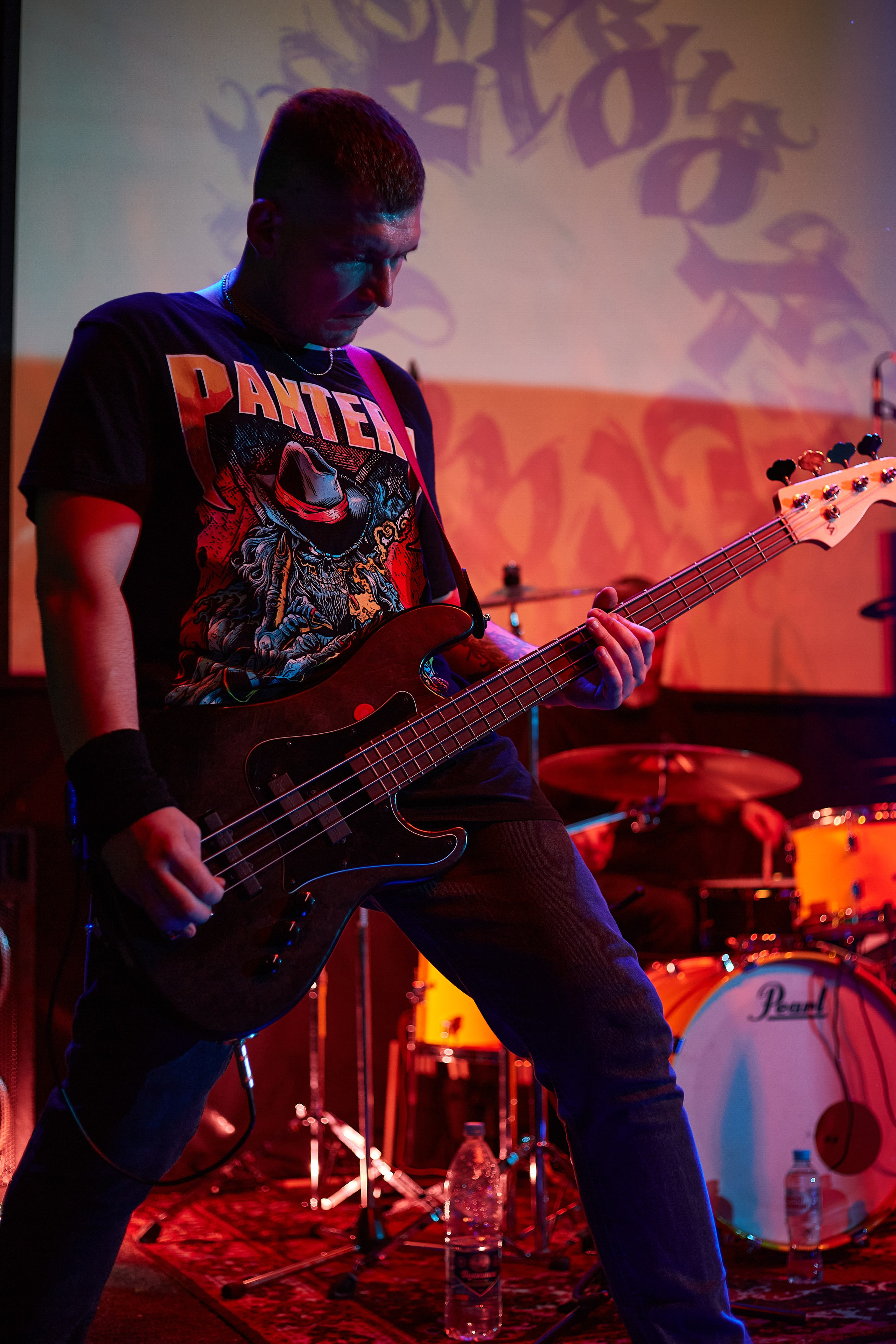 2023-11-03. Abysslooker