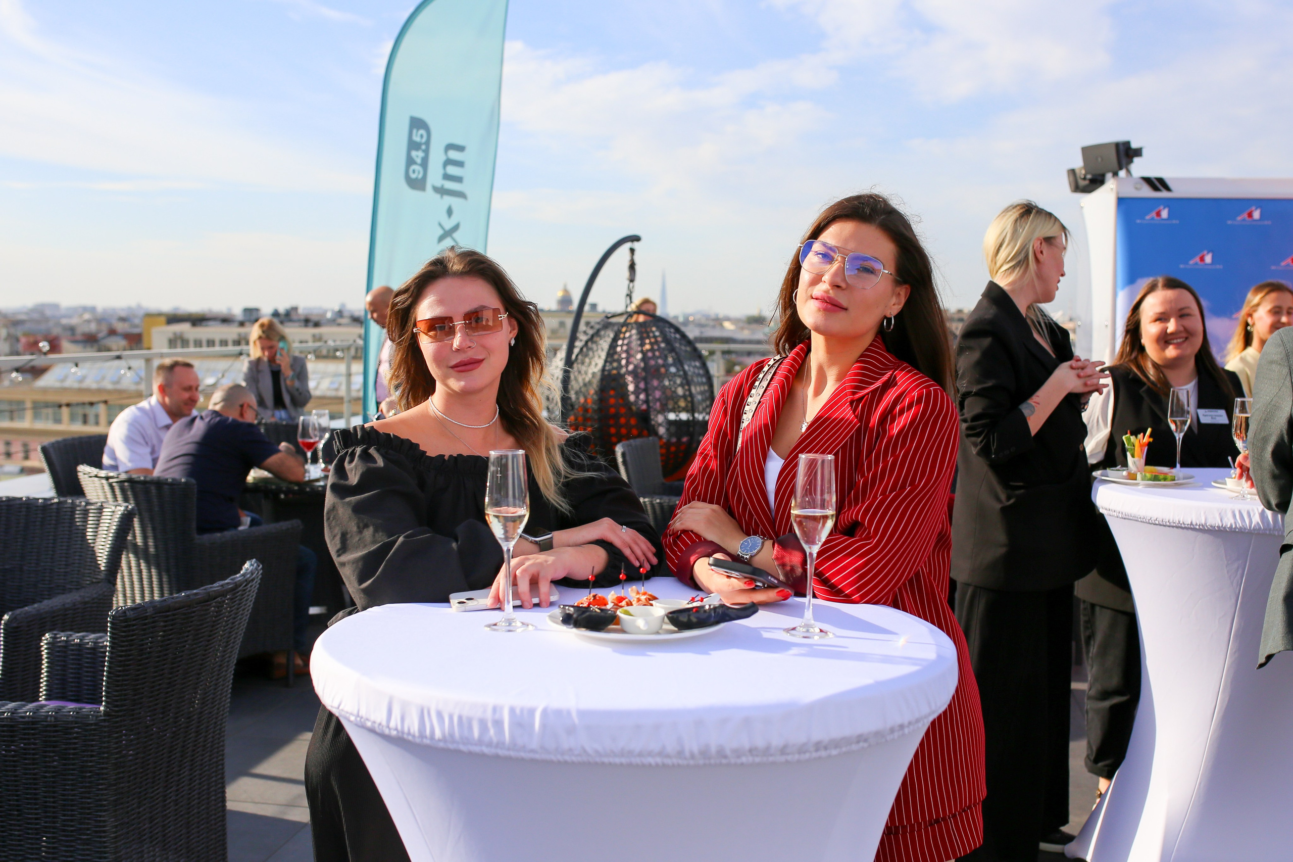 Репортаж Арт-пространство  Zarenkov Gallery, Адвекс — Новостройки, подведение итогов года. Свадебный и Репортажный фотограф в Санкт-Петербурге