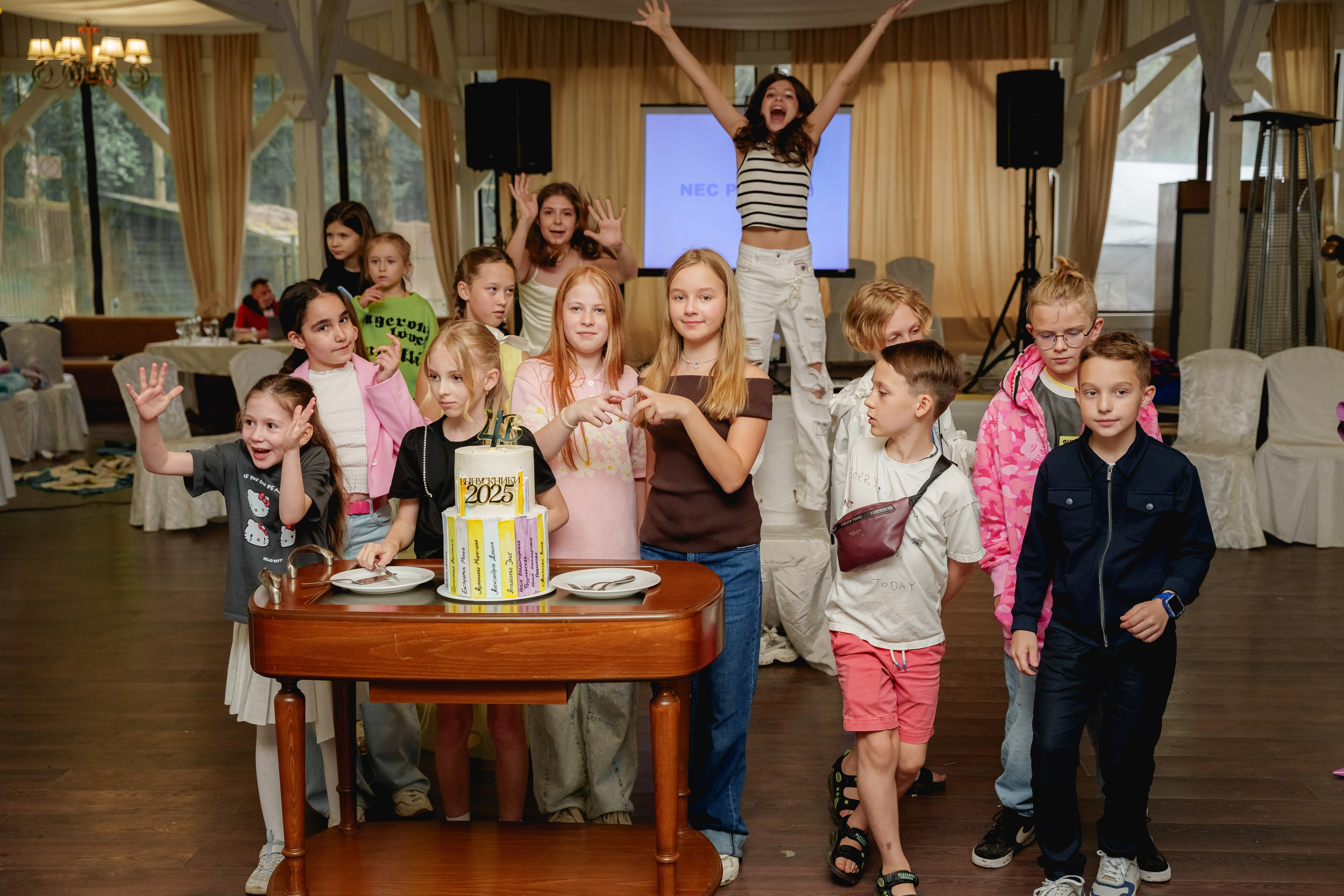 Выпускной 9 класс. Станислав Тюрин Фотограф Москва. Индивидуальные и семейные фотосессии;