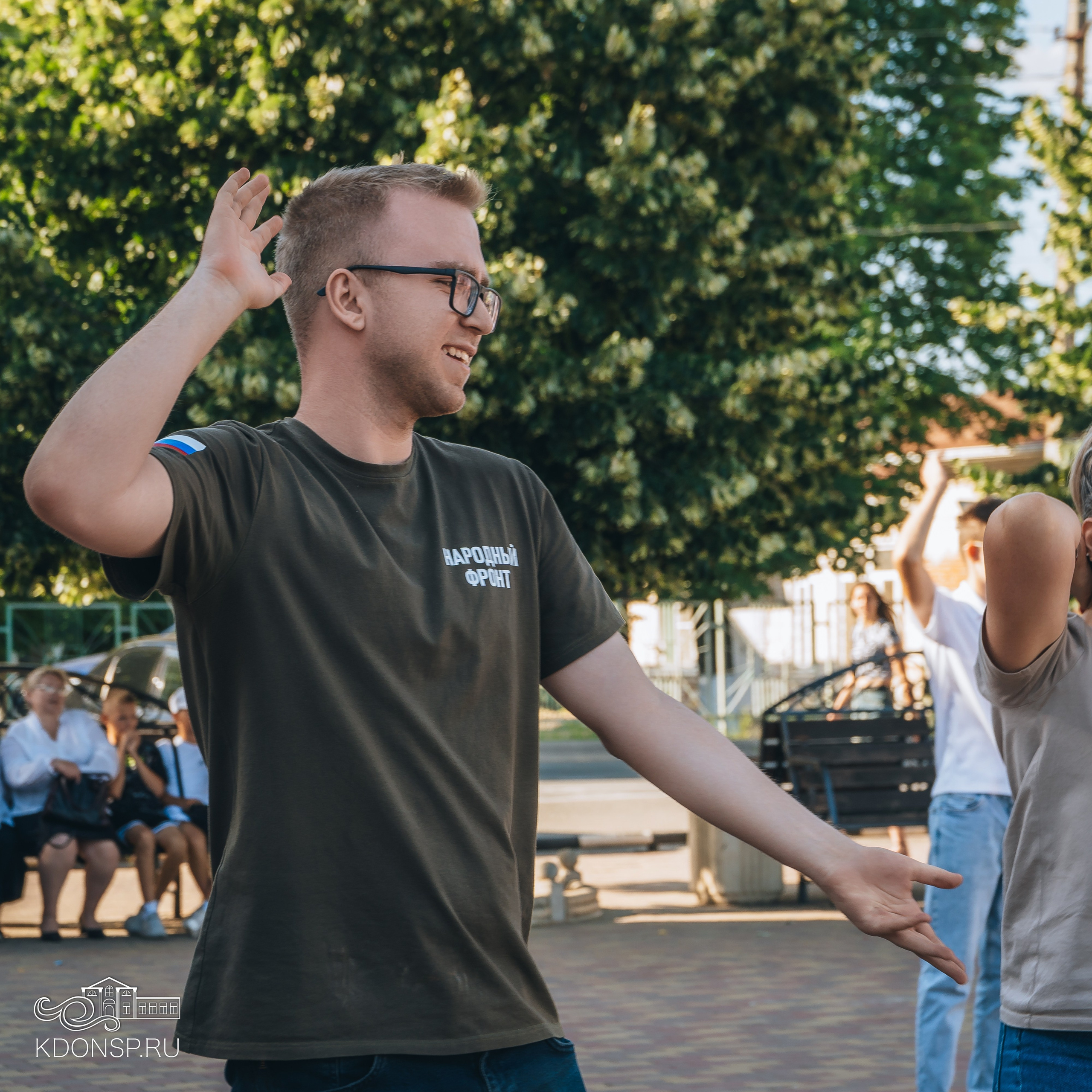 Концертная программа «Жить здорово». Новотитаровский Дом культуры