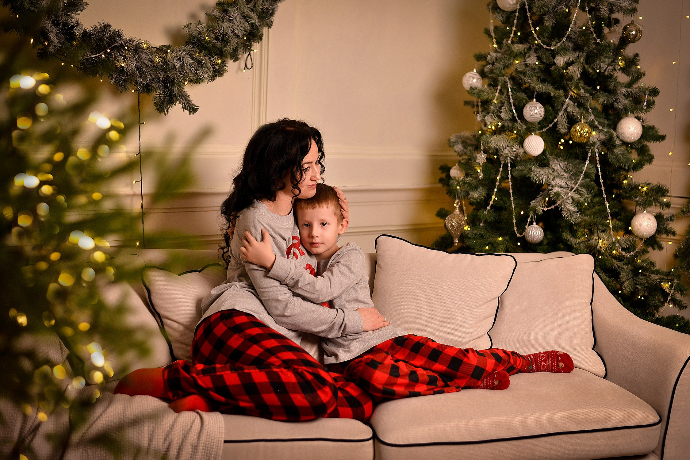 Новый год. Контакты