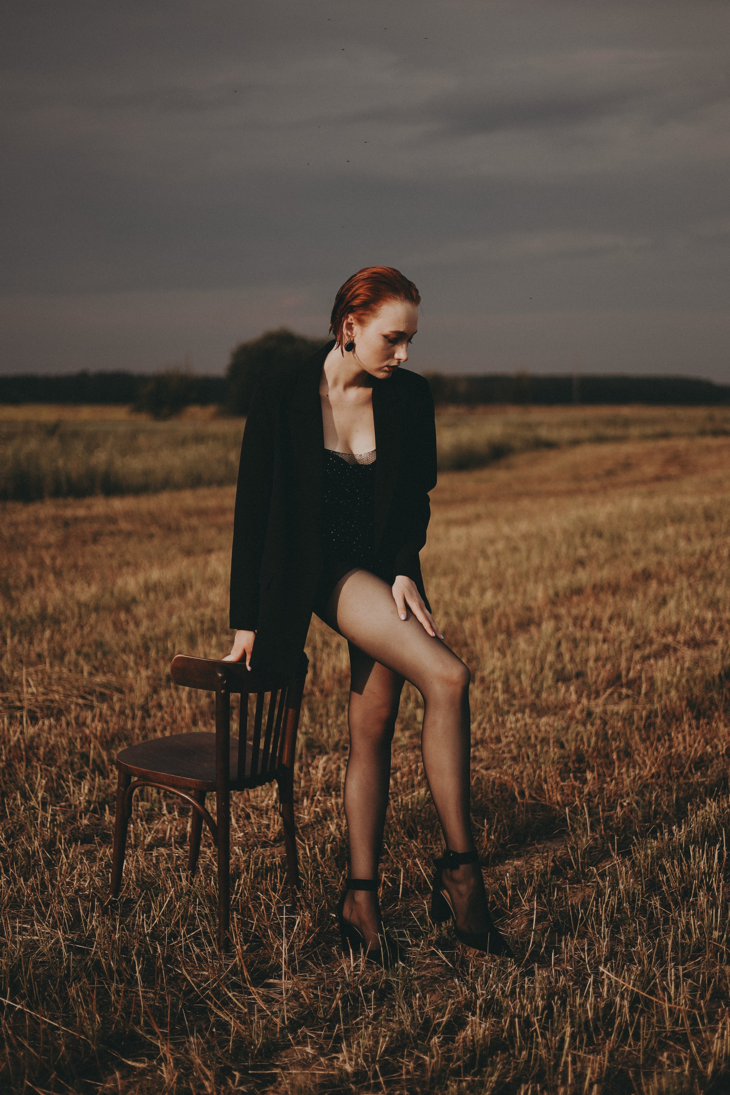 Дарья|Поле. Фотограф Мария Лаенко