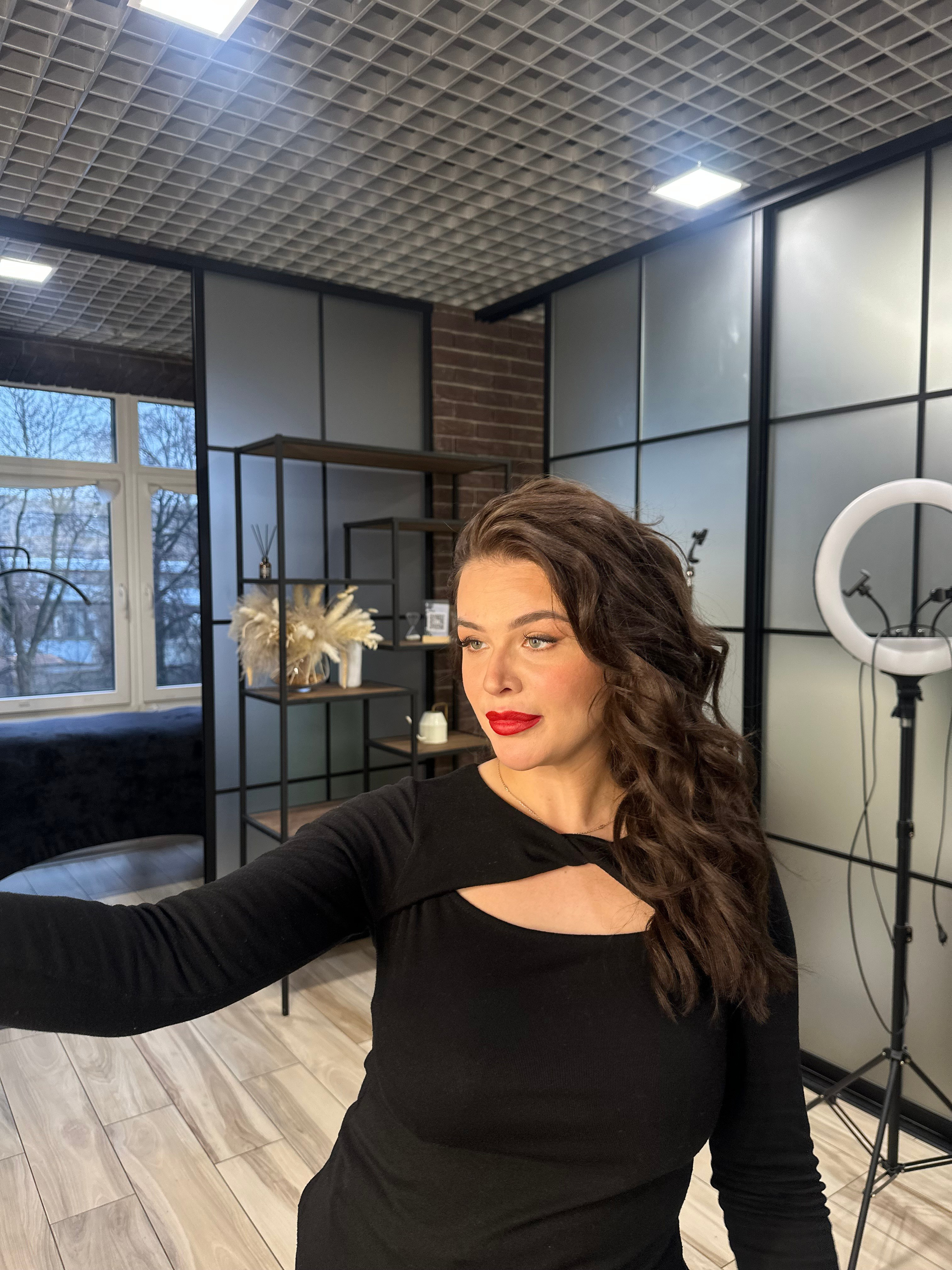 Образ (локоны/макияж). Визажист. Стилист по волосам в Москве. Анастасия Ворожейкина