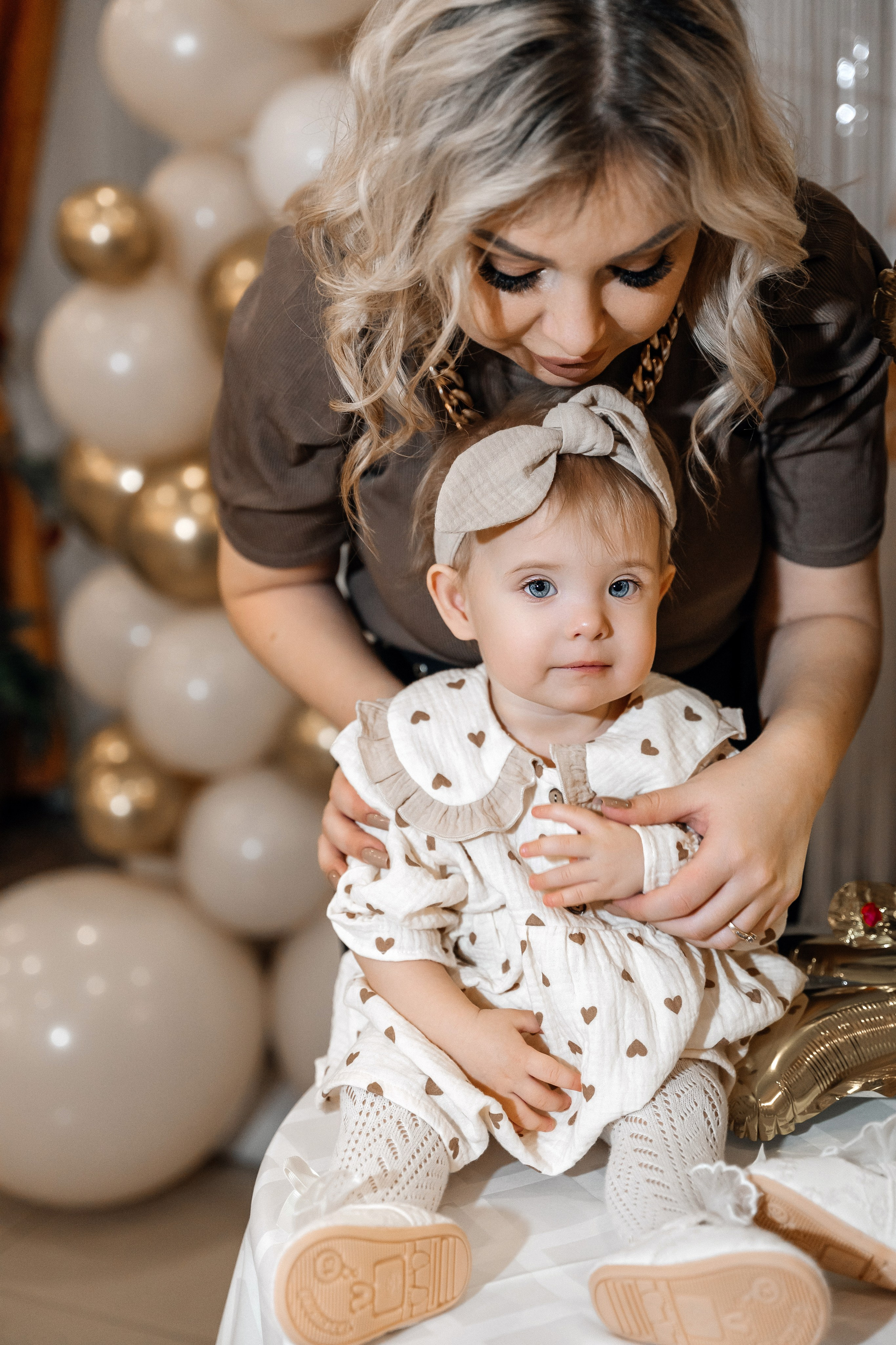 Александра и Виктория 1 годик. Семейный фотограф в Белгороде Амелина Алина