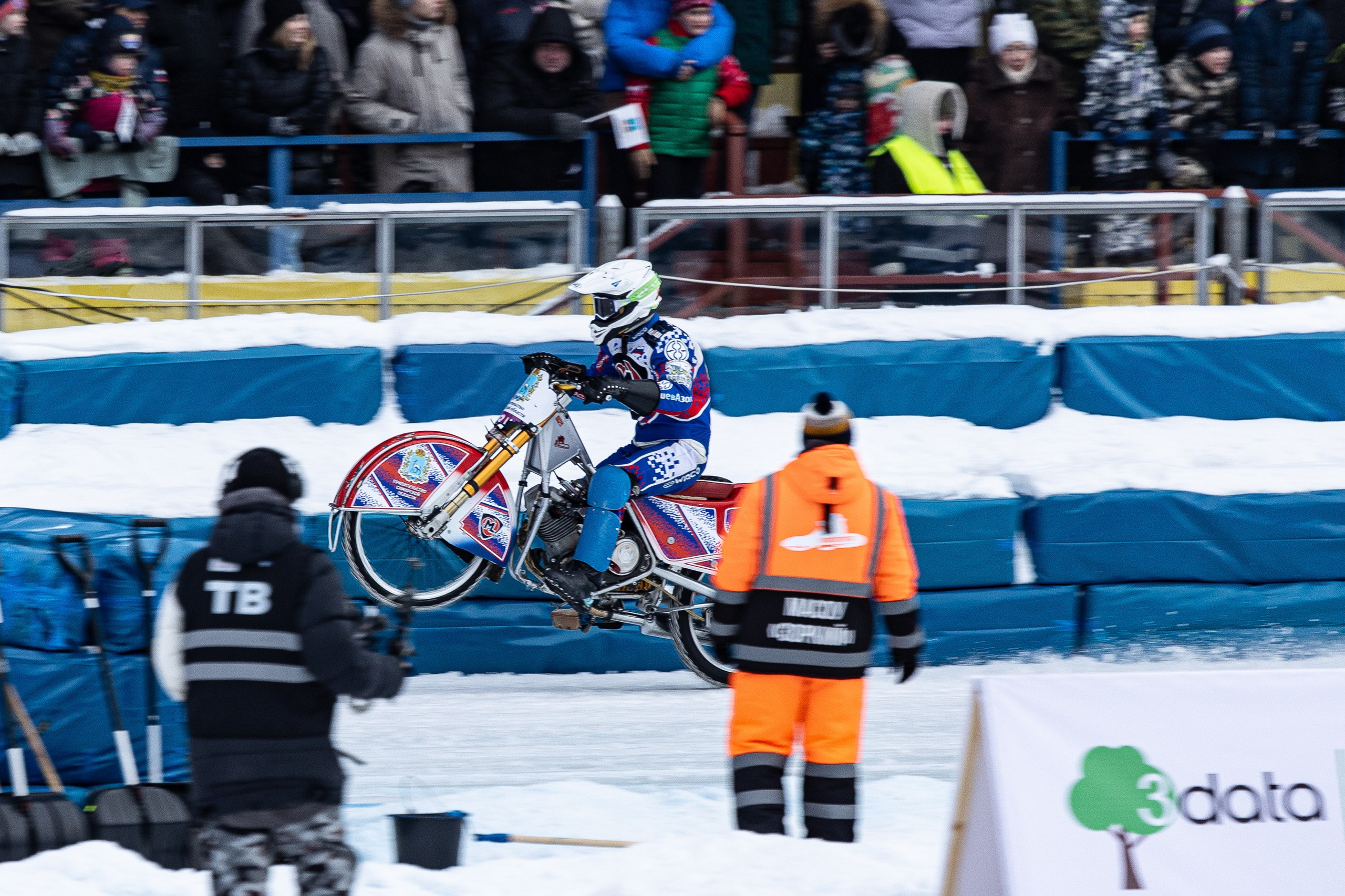 Битва Ледовых Гладиаторов. Фотограф Ольга Гирусова «Пантерочка» Москва