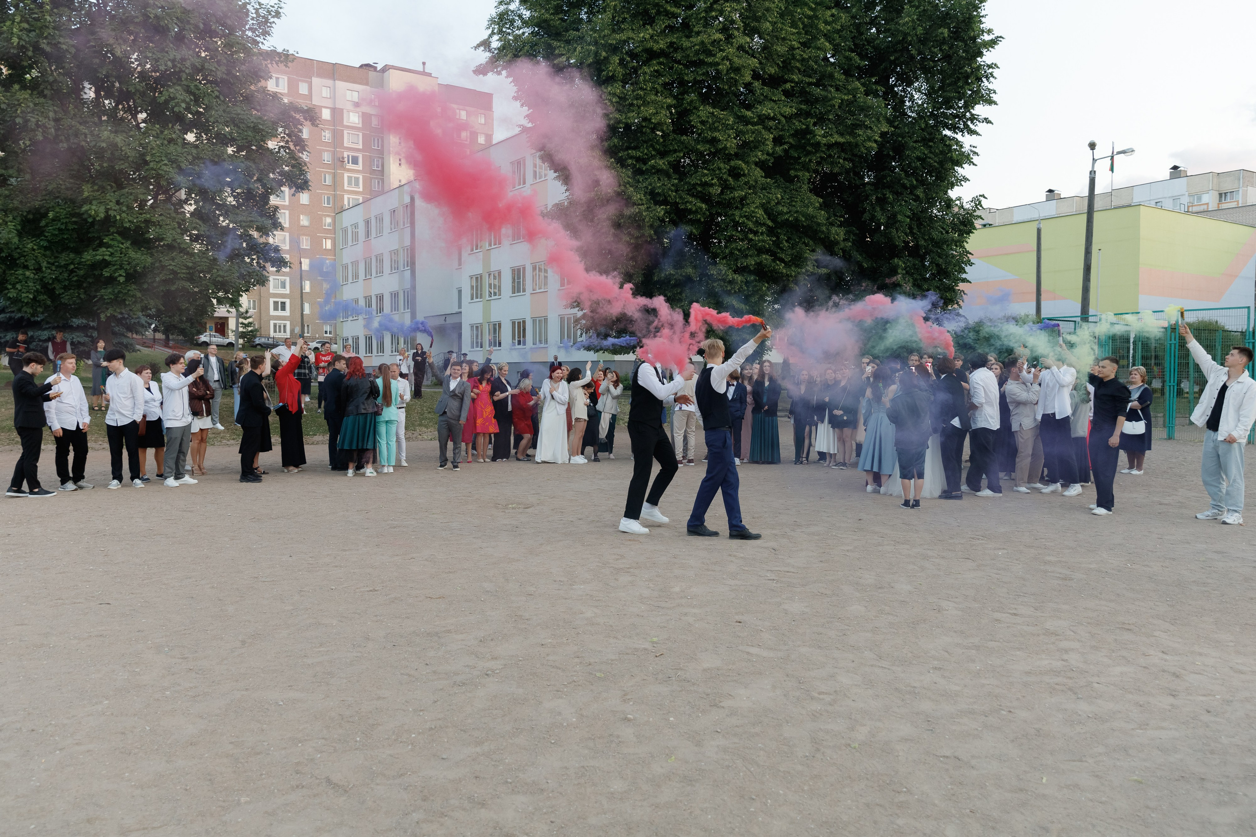 Школьный выпускной 2023 год в Минске. Свадебный фотограф в Минске/Беларуси Сергей Спиридонов