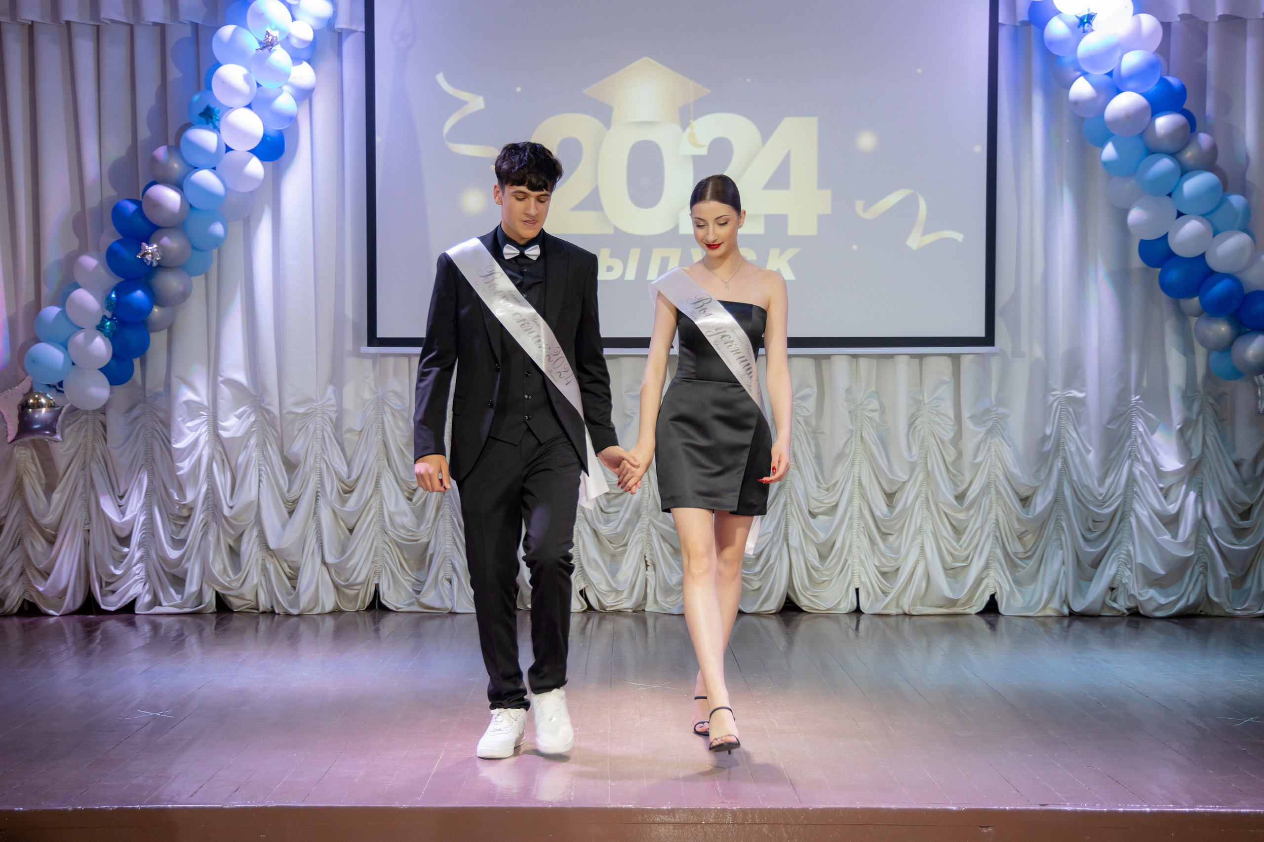 Школьный выпускной 2024 год в Соколе (Минск). Свадебный фотограф в Минске/Беларуси Сергей Спиридонов