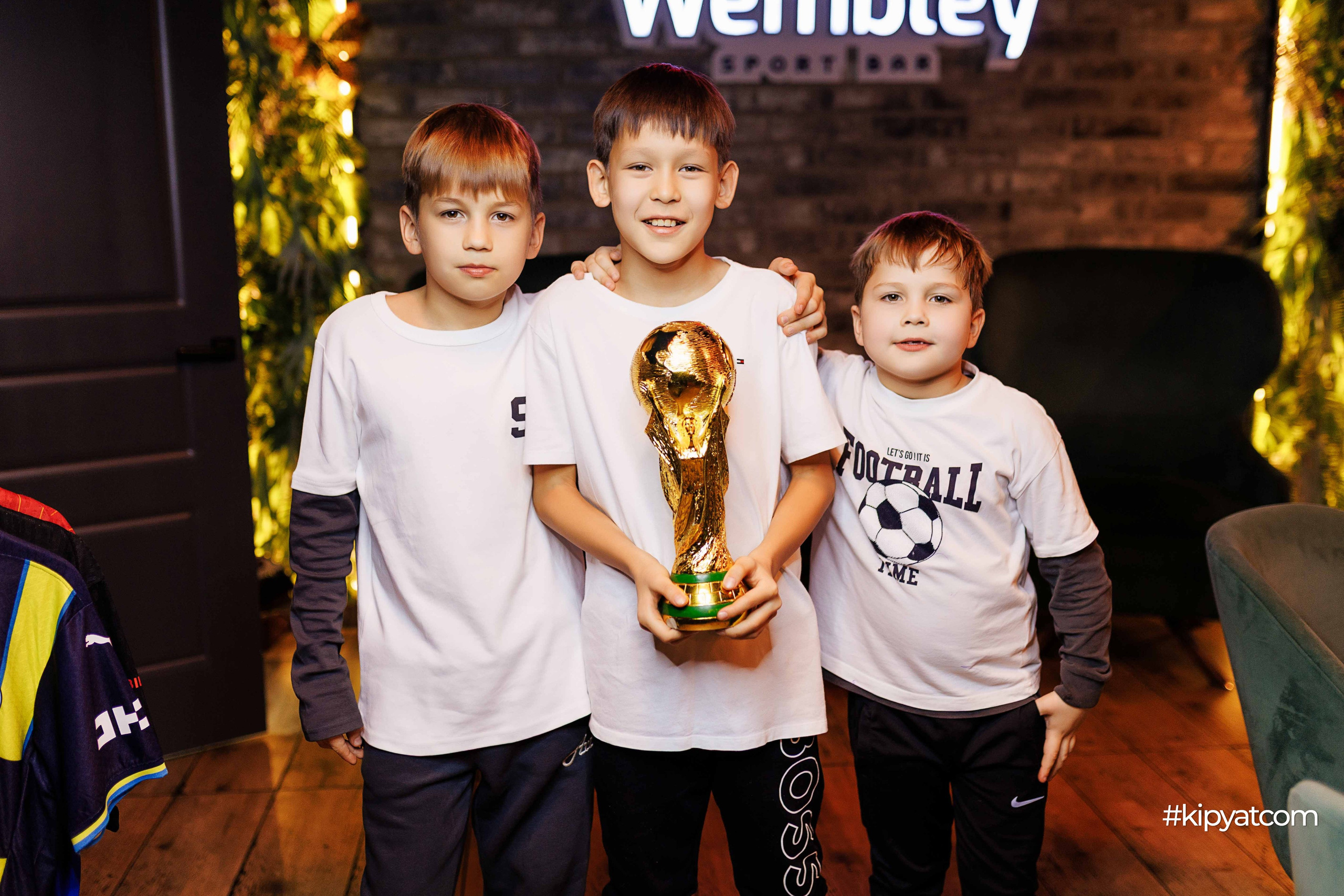 Эйнштейн Party