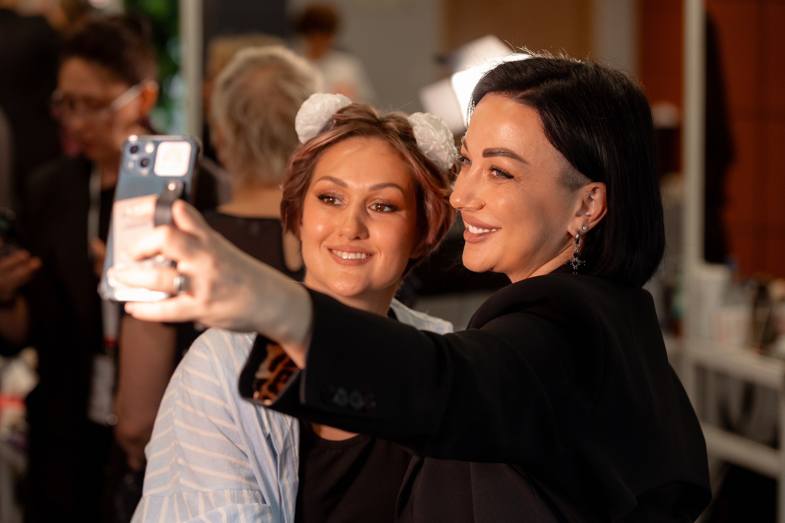 Backstage makeup. Благотворительный конкурс «Голос еще краше». 2025. Фотограф в Ростов-на-Дону Виктория Савчук