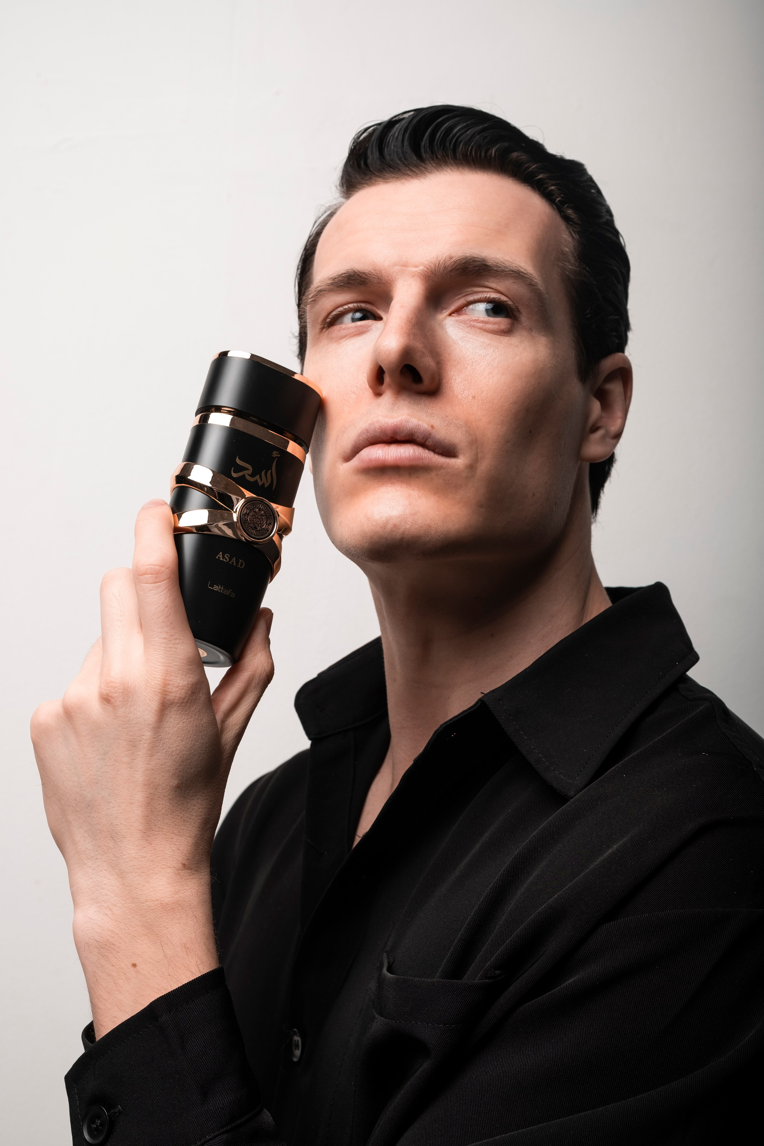 Парфюм. Портретная и Fashion фотосъемка в Москве КРИС KISS. Лукбуки и каталоги