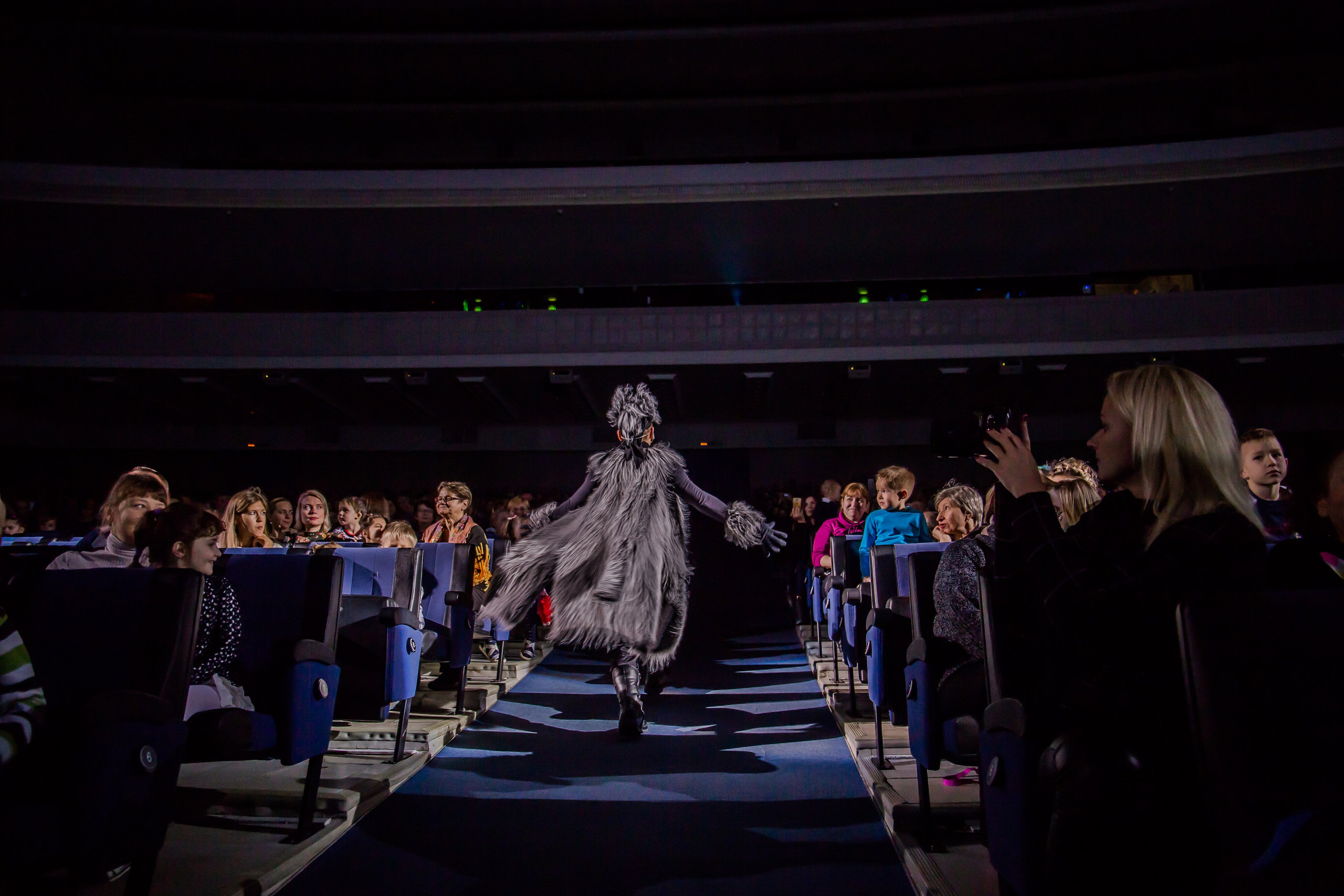 Репортаж — детская елка в БКЗ. Свадебный и семейный фотограф в Санкт-Петербурге Макеева Наталья