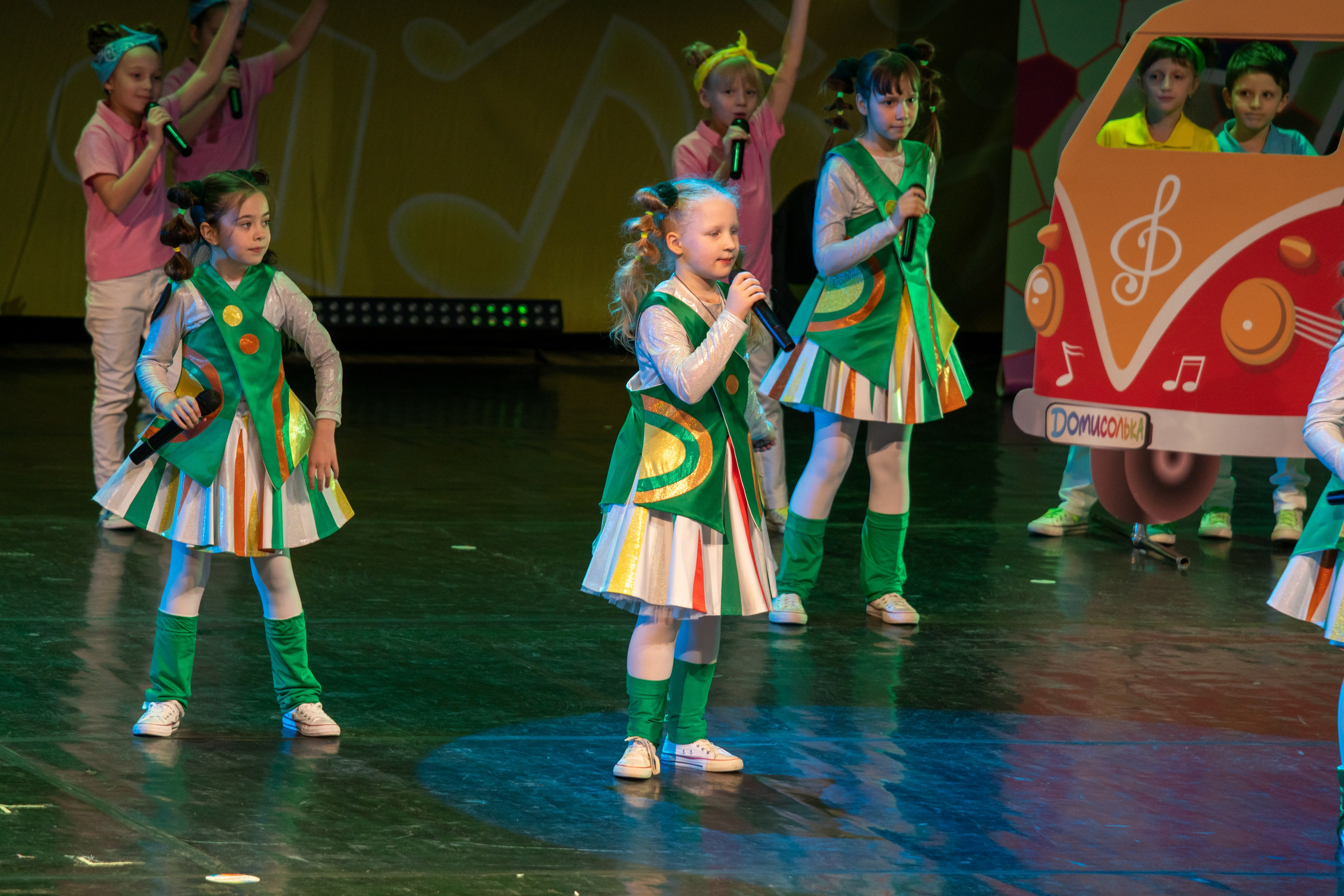 Съёмка концерта для Домисольки, большой концертный зал Космос. «Студия DRONAVT`s» — видеосъёмка и фотография г. Москва