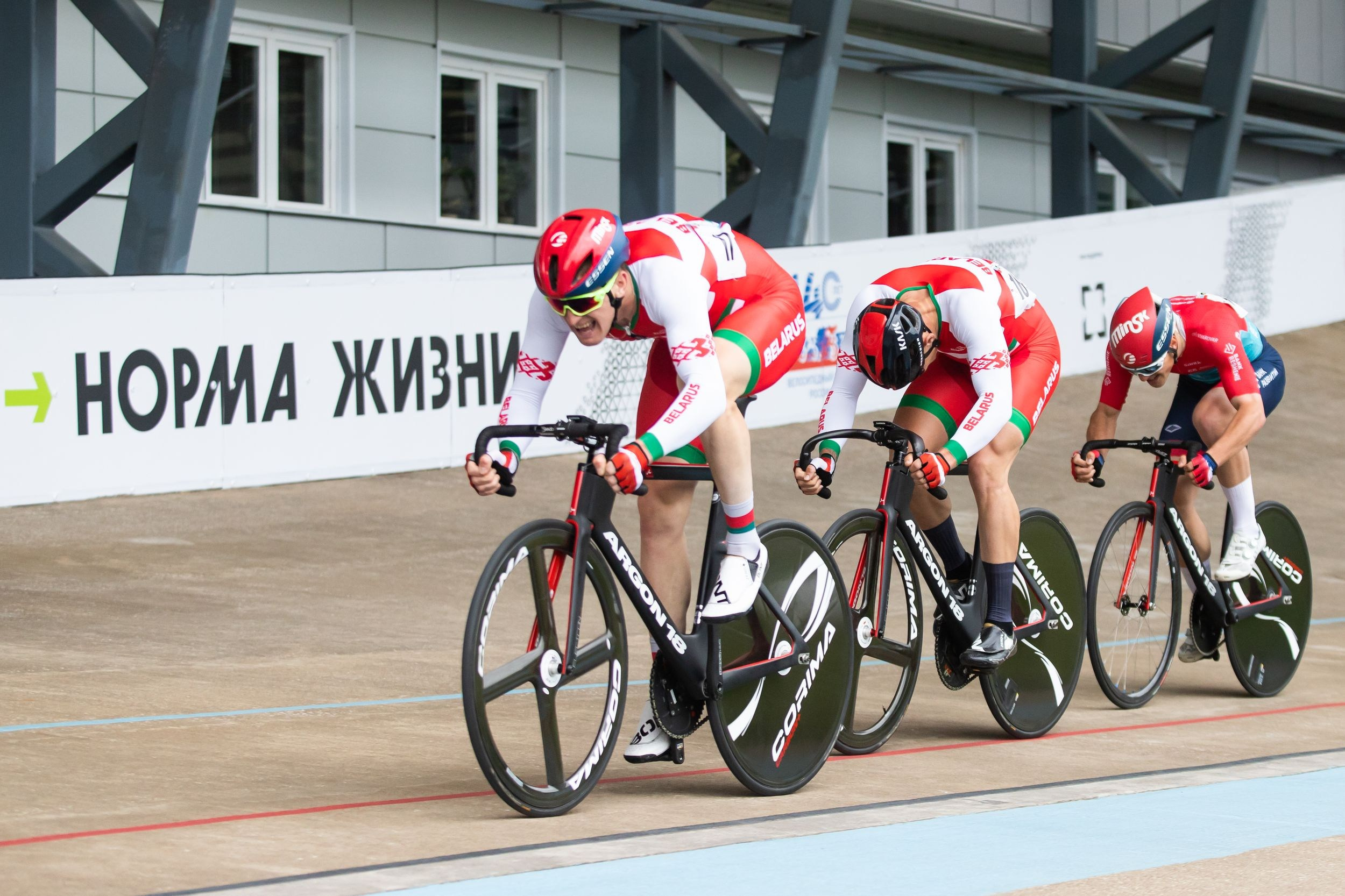 Соревнования по велоспорту «Большой приз Тулы» (19 мая 2023). Репортажный фотограф Алексей Пирязев