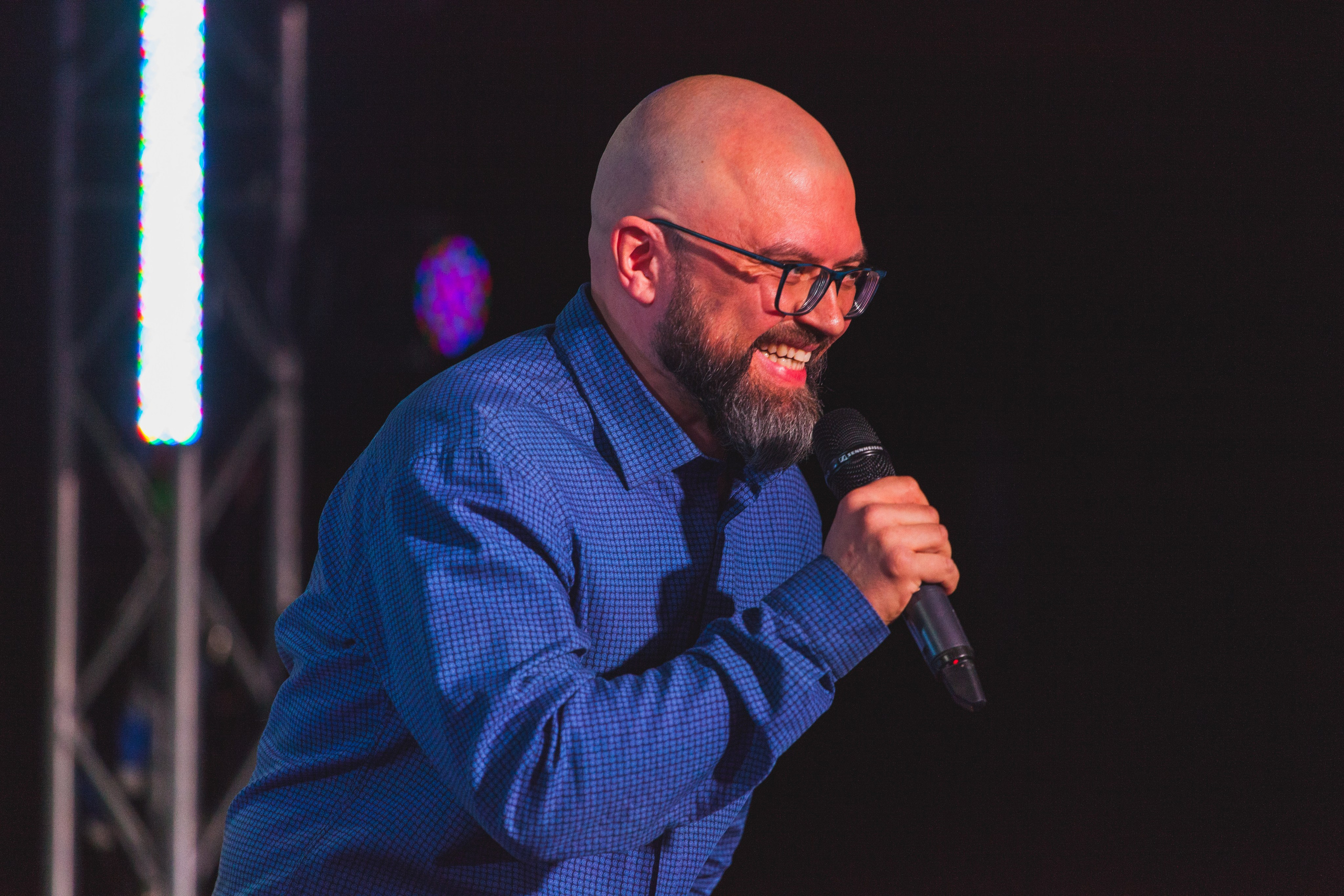 О2ТВ группа СТРАНА. Видеооператор/Фотограф Николай Завьялов