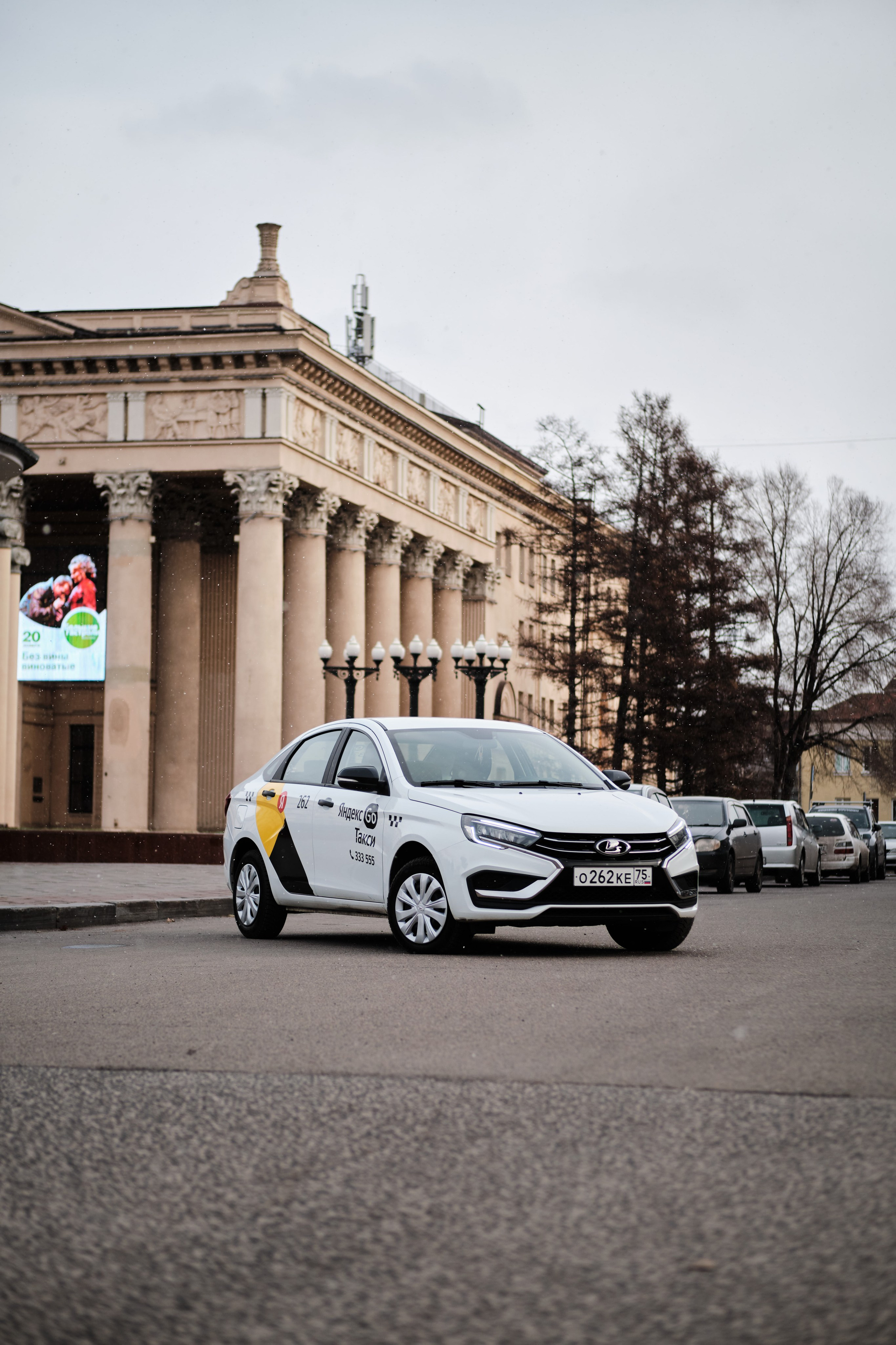 Новый автопарк Яндекс такси в Новокузнецке. Свадебный и семейный фотограф в Новокузнецке Иван Иванов