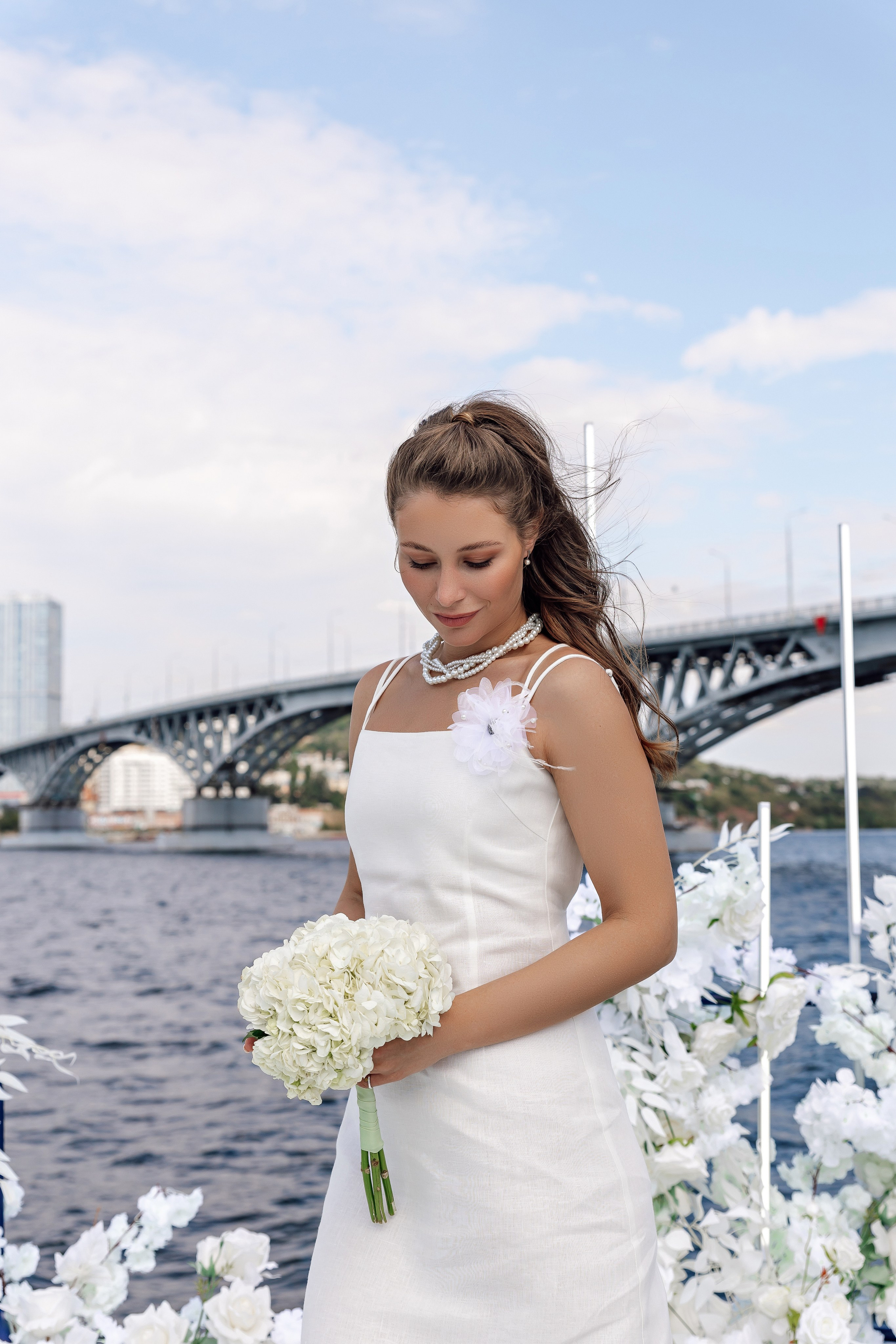 Александра и Геннадий. Яхта. Свадебный фотограф в Саратове