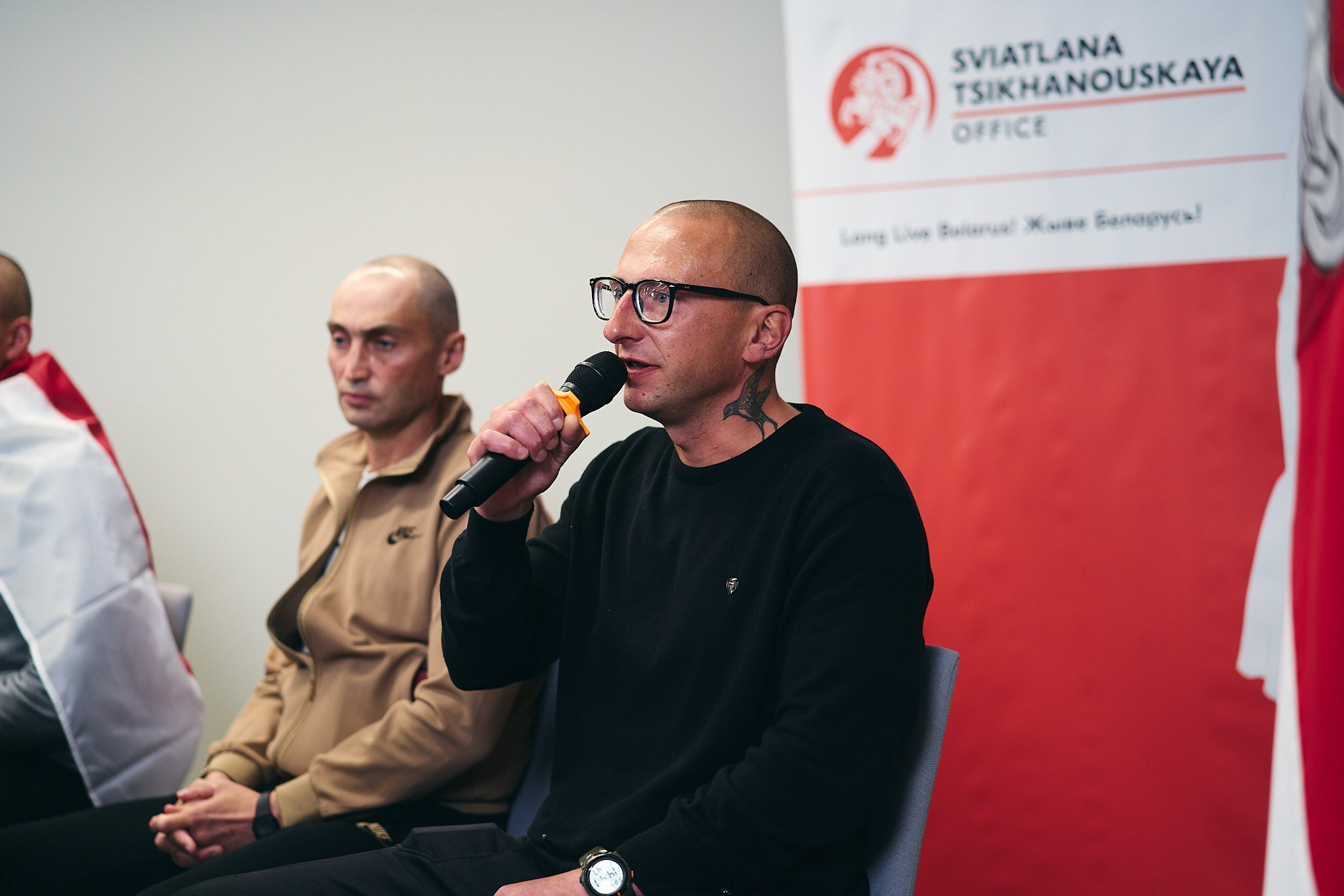 Press conference with Sviatlana Tsikhanouskaya and released political prisoners. Photographer in Vilnius